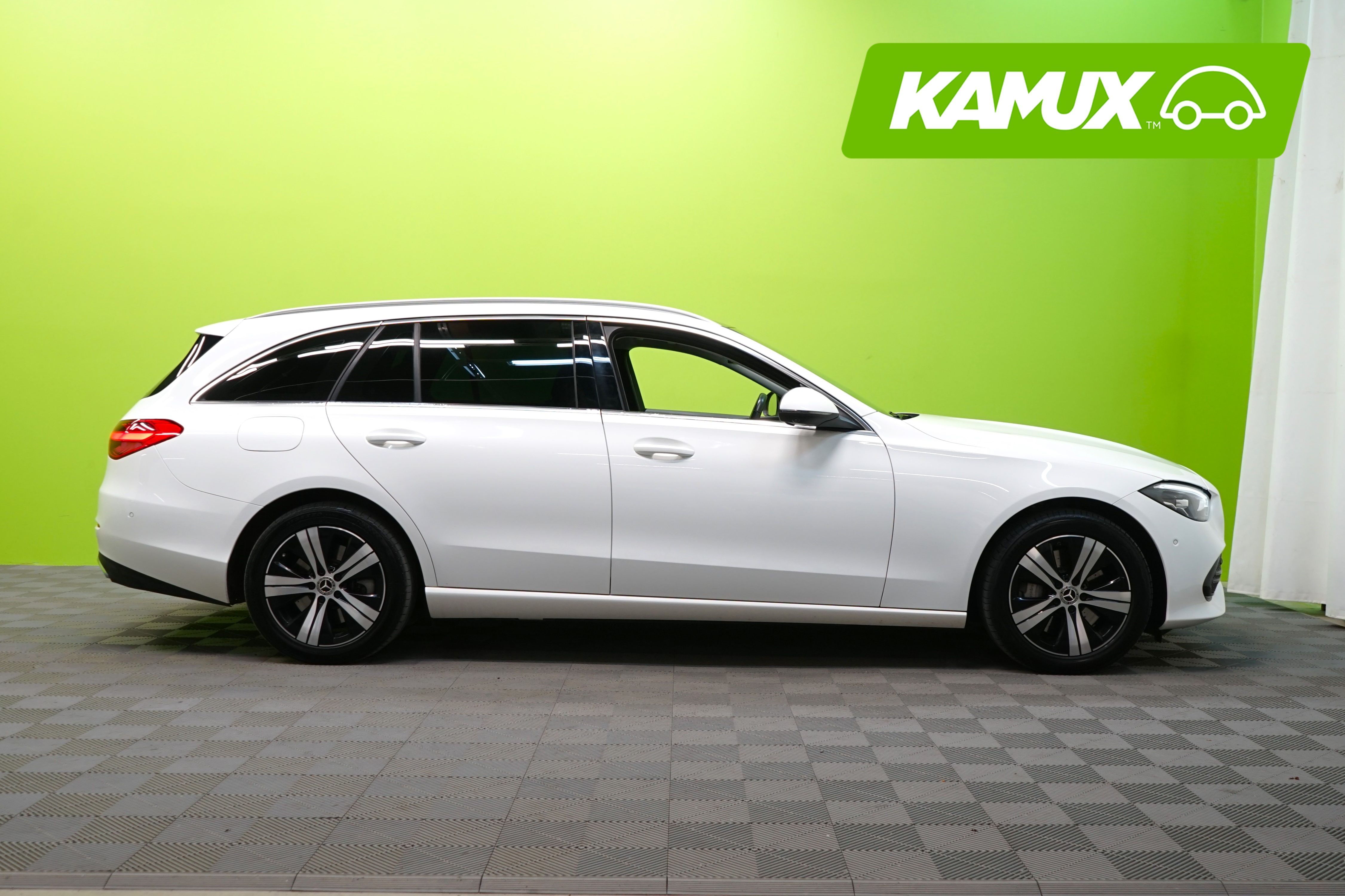 Mercedes-Benz C C 300 e T A Business 2023, kuva 2/26
