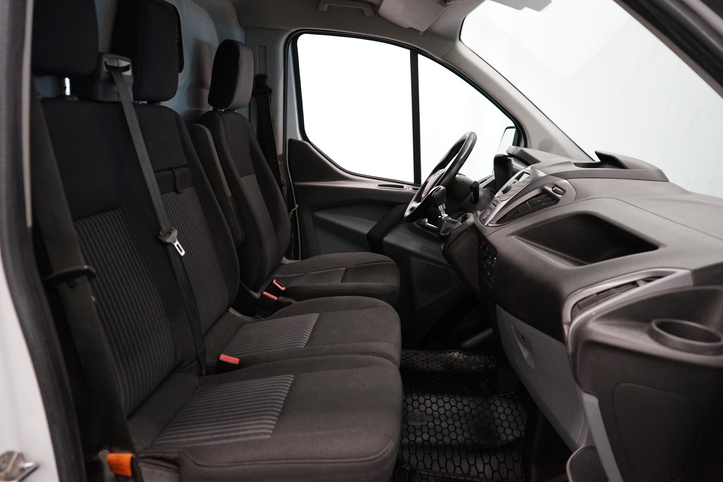 Ford Transit Custom 2017, kuva 7/17