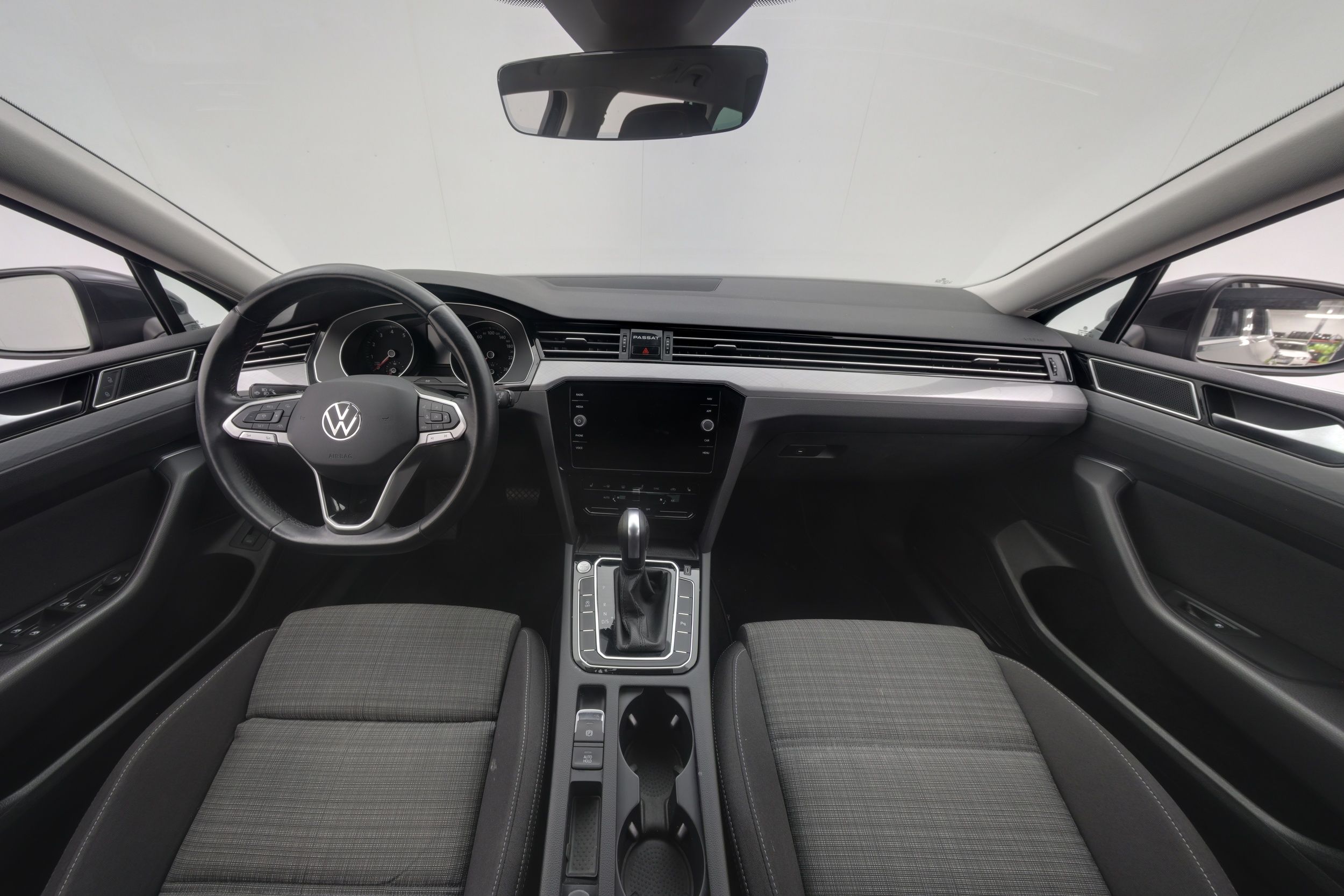 Volkswagen Passat 2022, kuva 7/38
