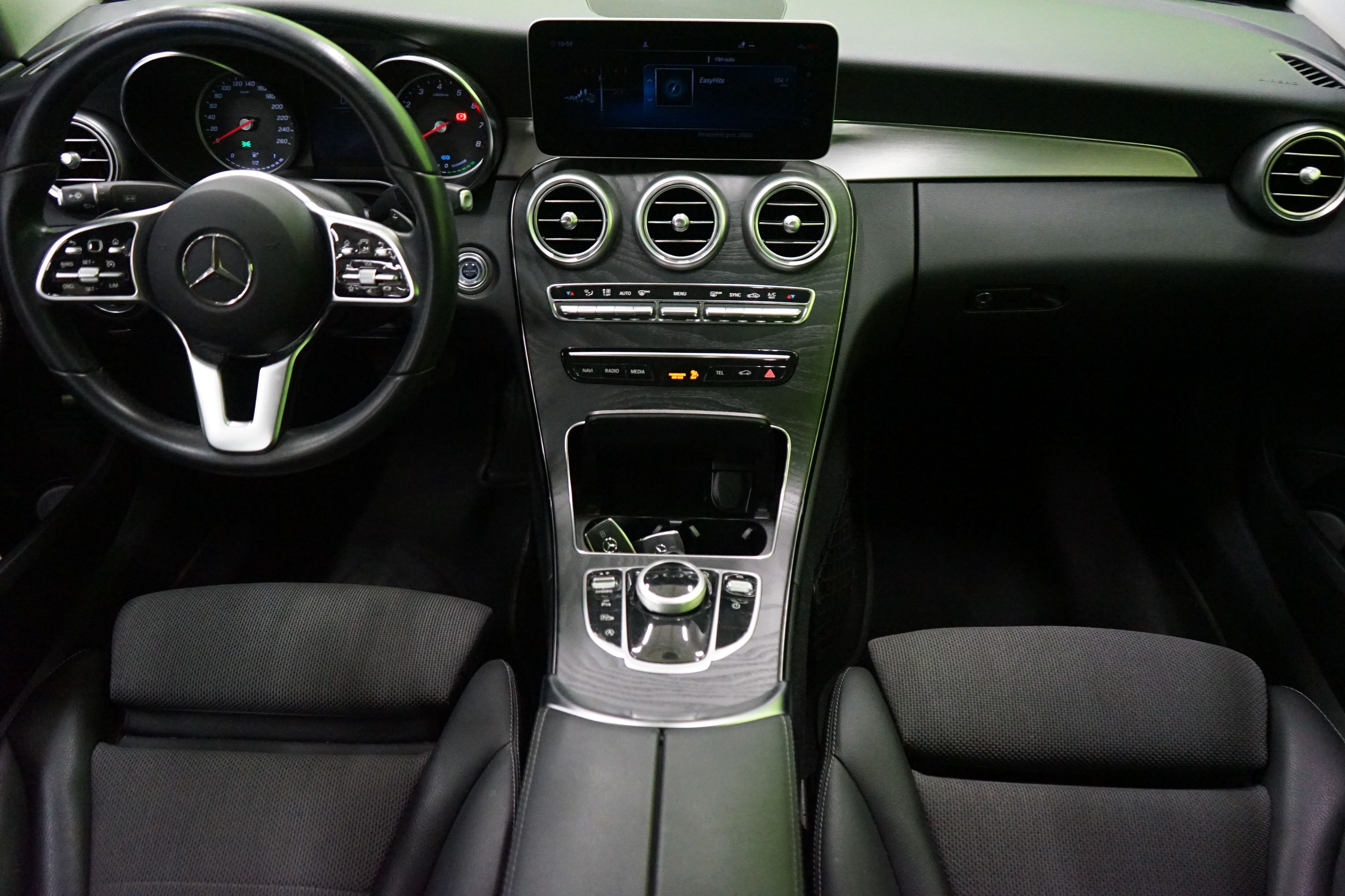 Mercedes-Benz C 2020, kuva 6/19