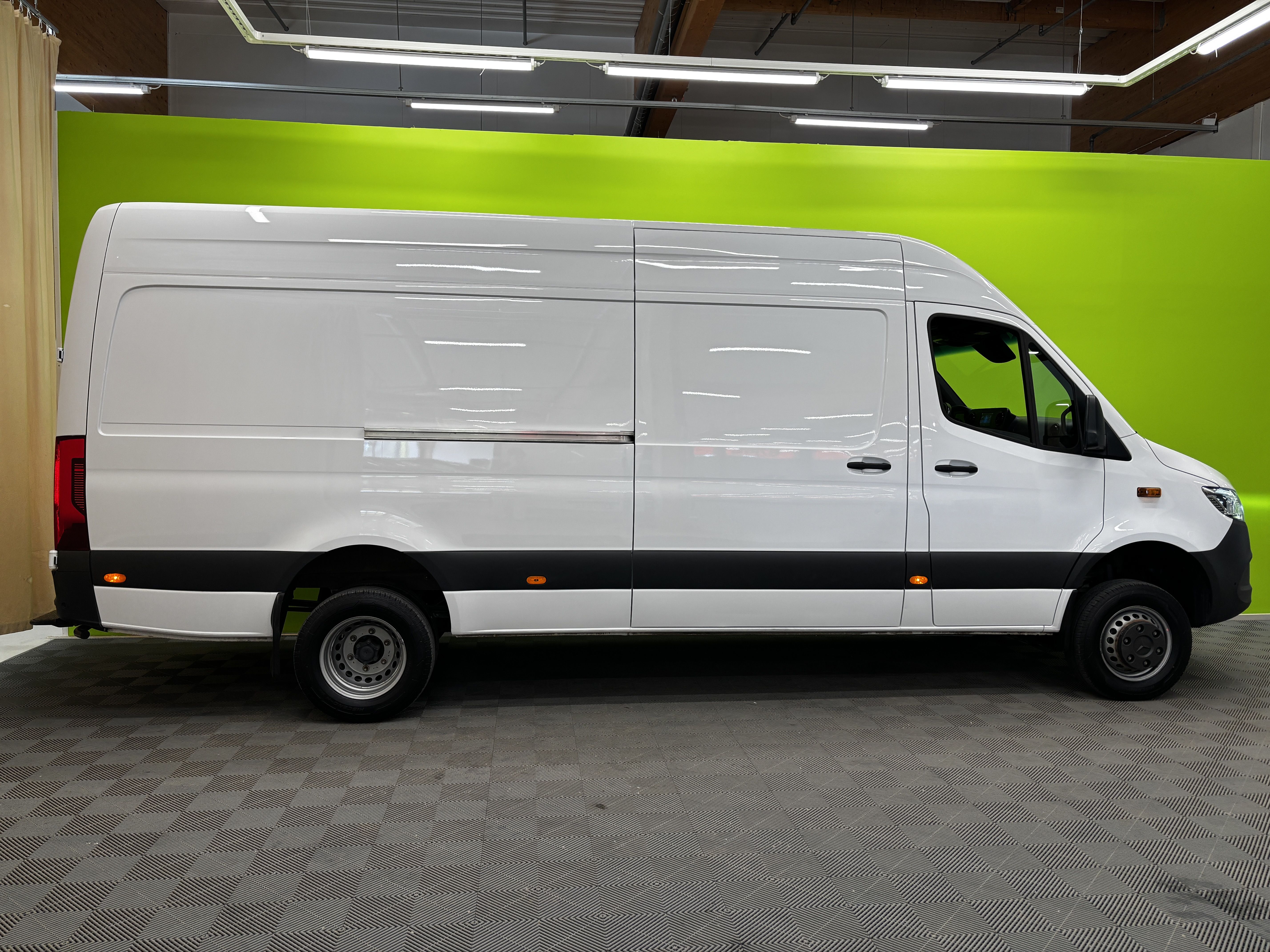 Mercedes-Benz Sprinter 2023, kuva 2/23