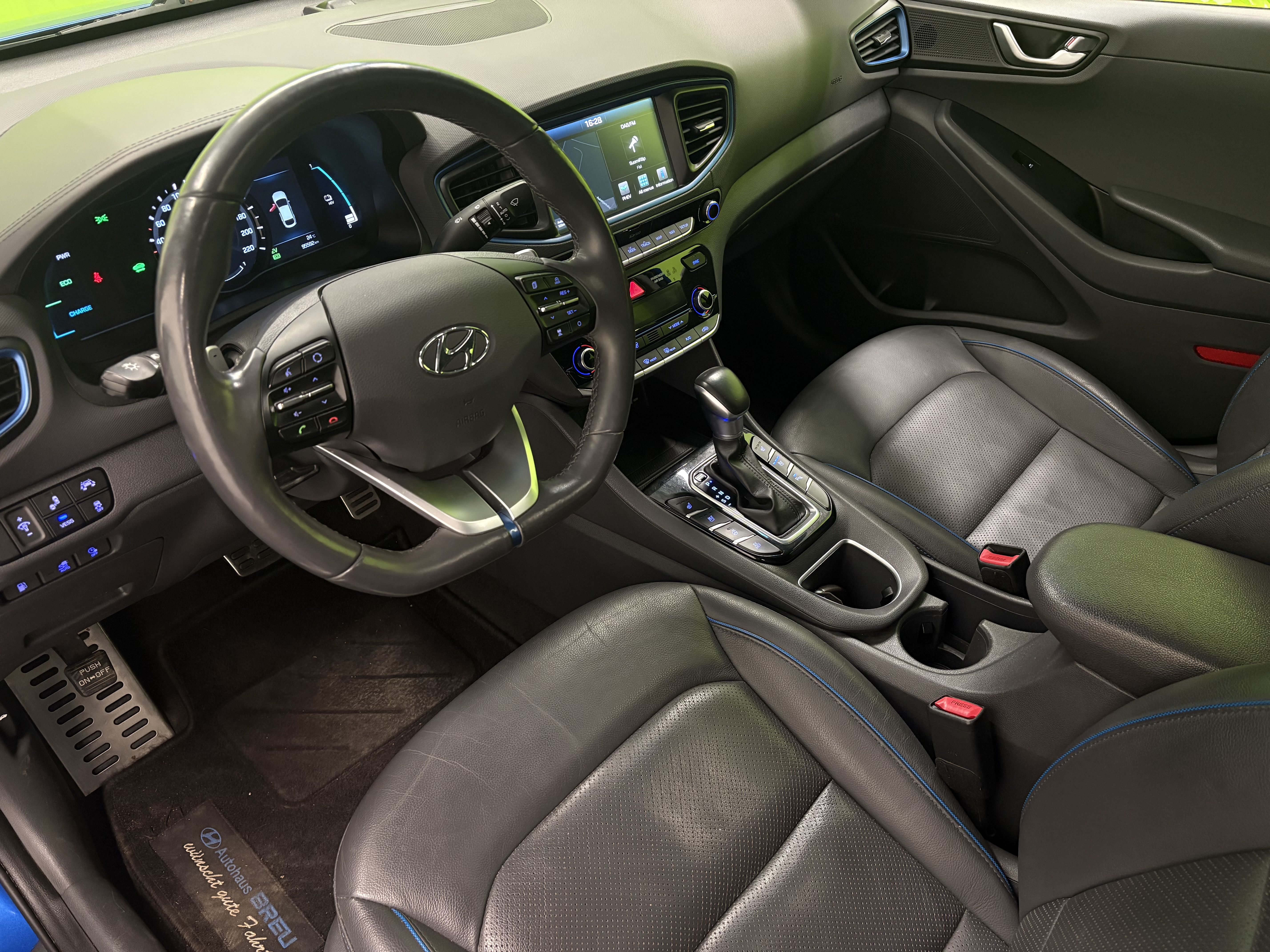 Hyundai Ioniq Plug-In 2017, kuva 5/30