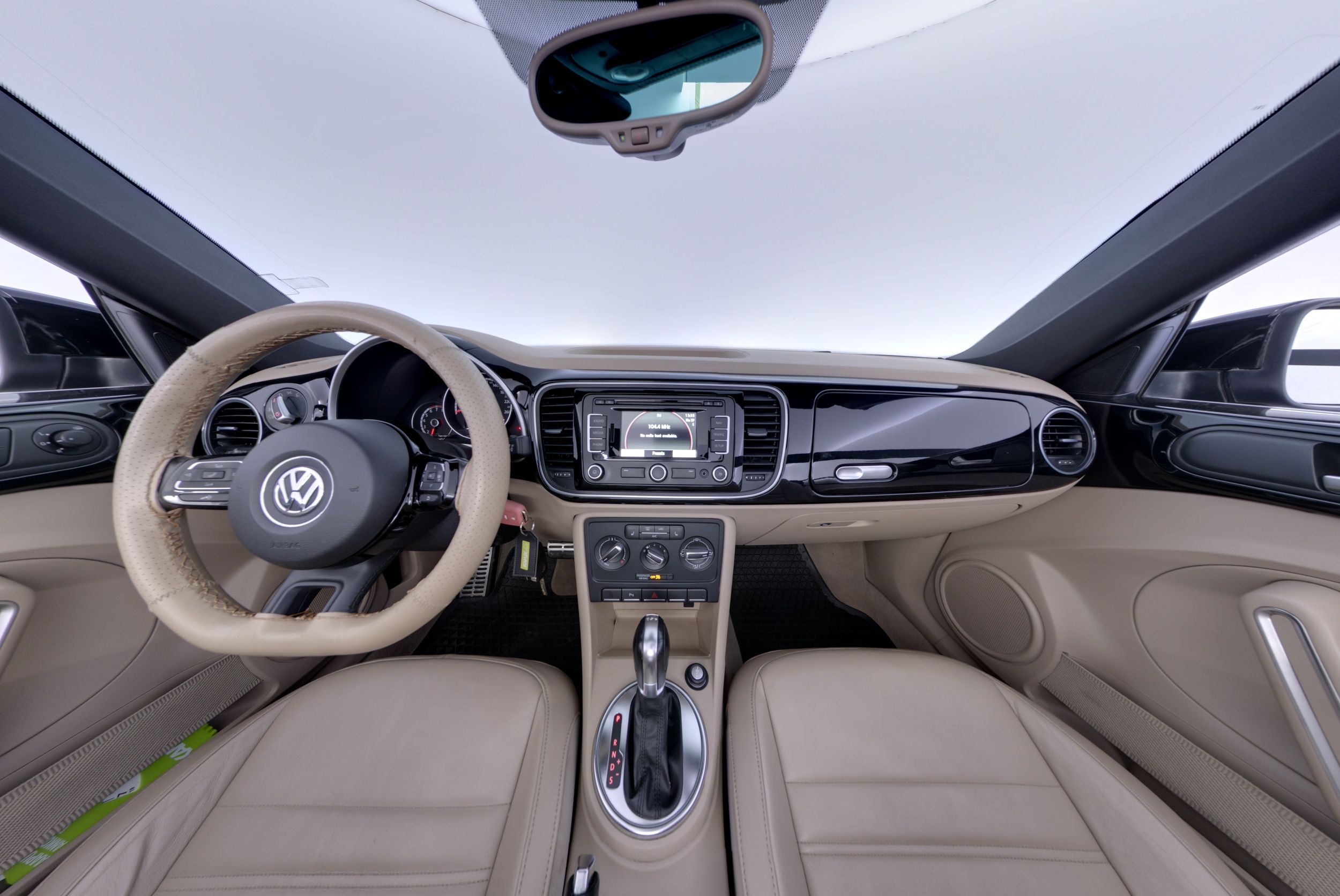 Volkswagen Beetle 2013, kuva 7/23