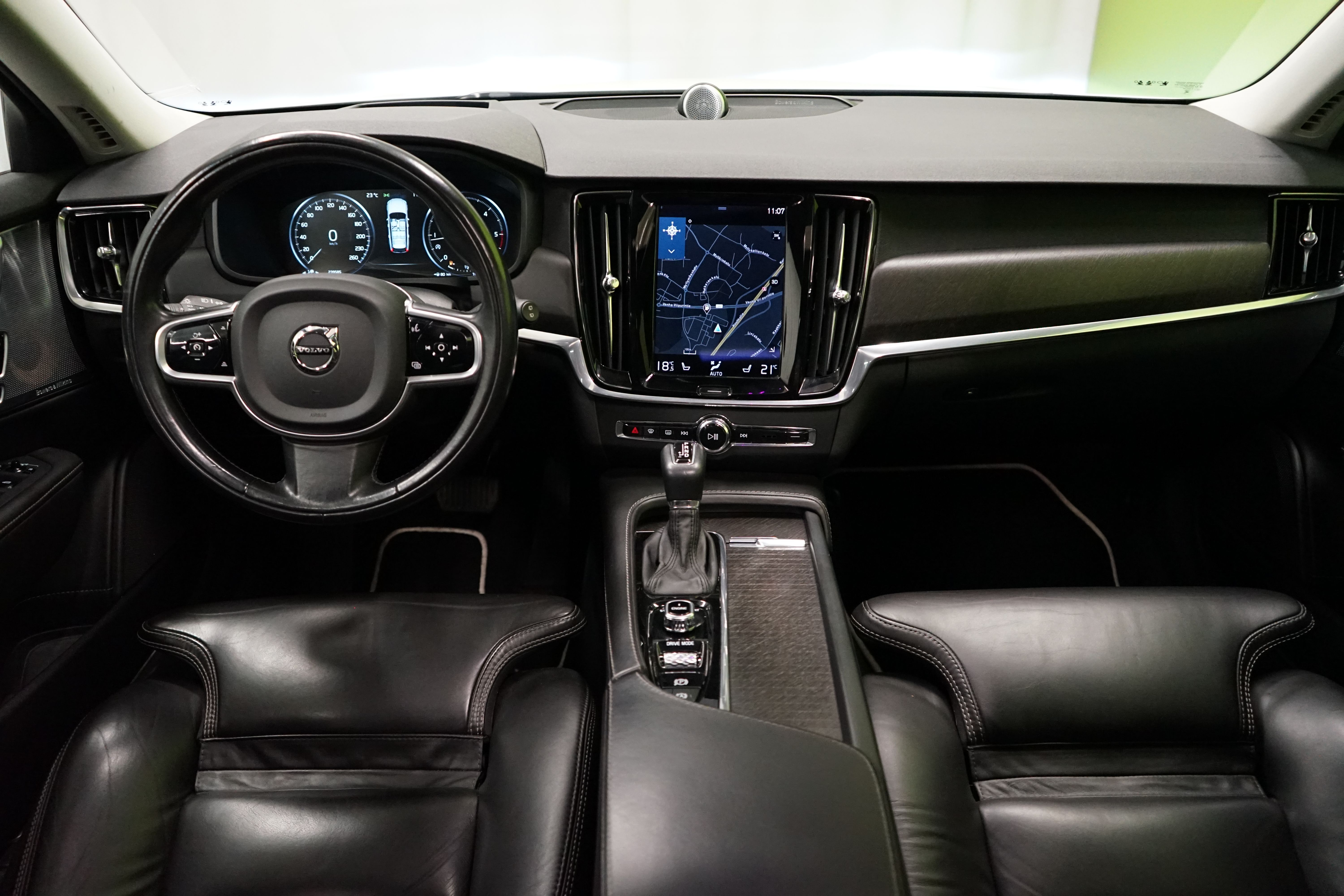 Volvo V90 Cross Country D4 AWD Pro 2017, kuva 6/27