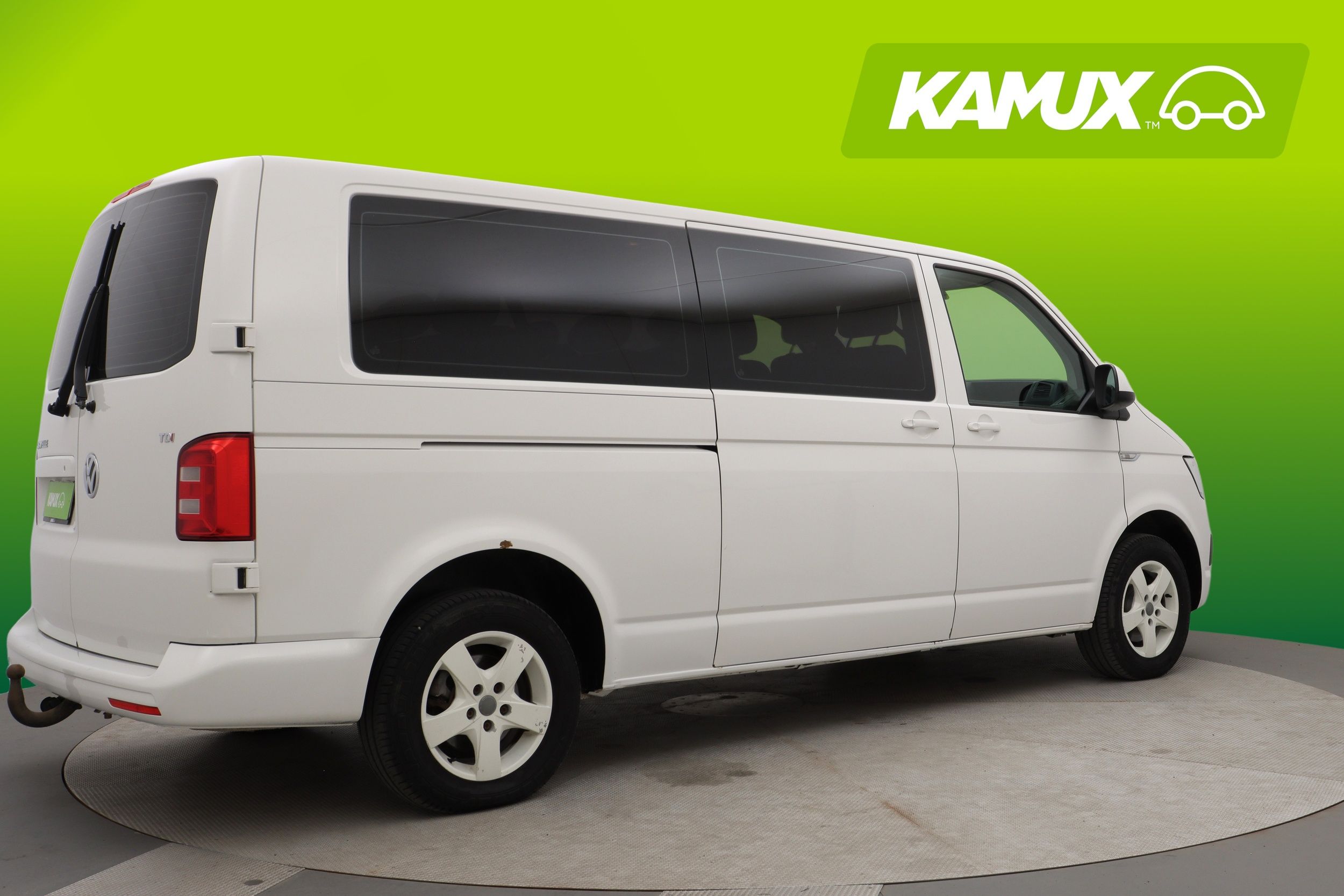 Volkswagen Caravelle 2017, kuva 2/26