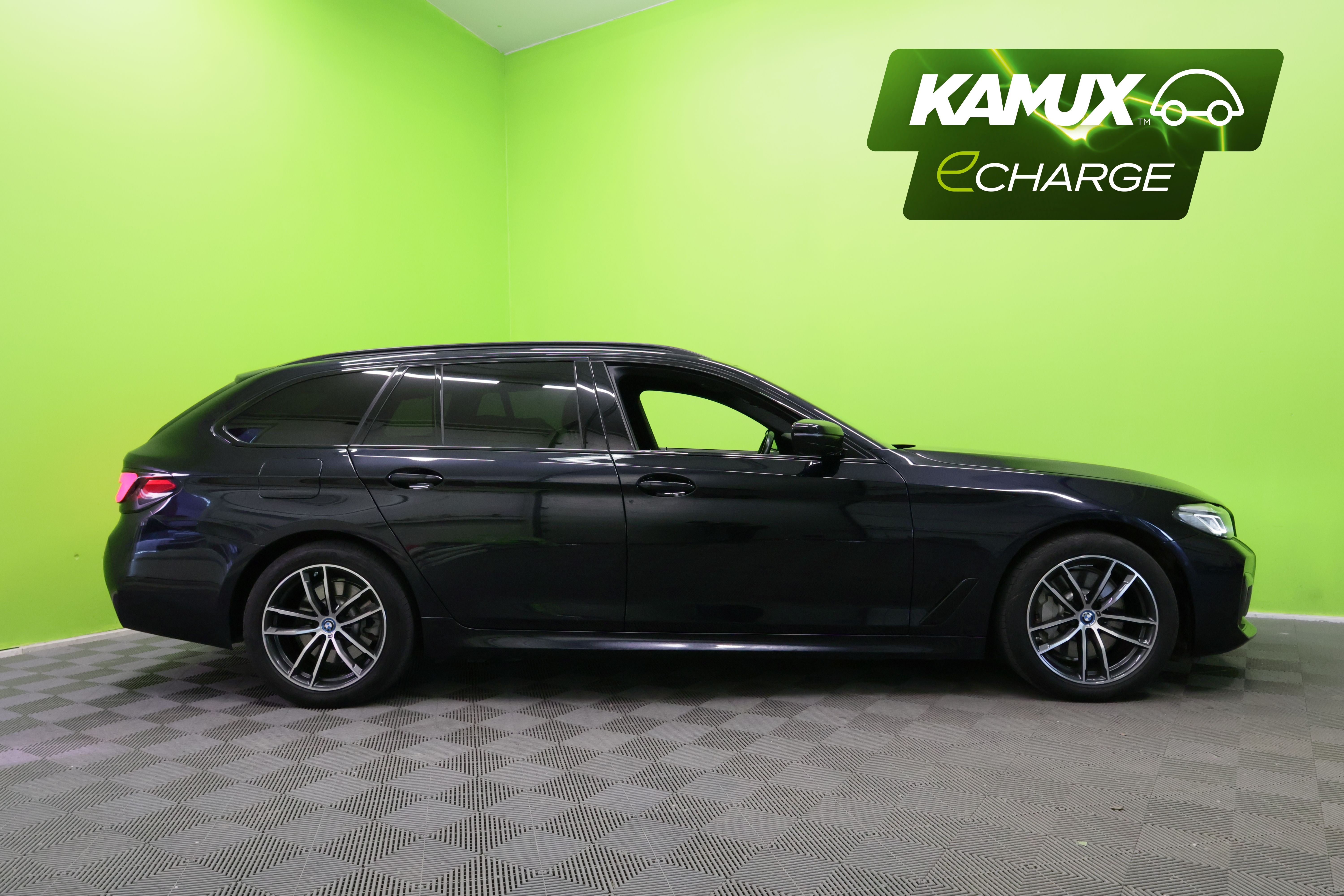 BMW 530 2022, kuva 2/28
