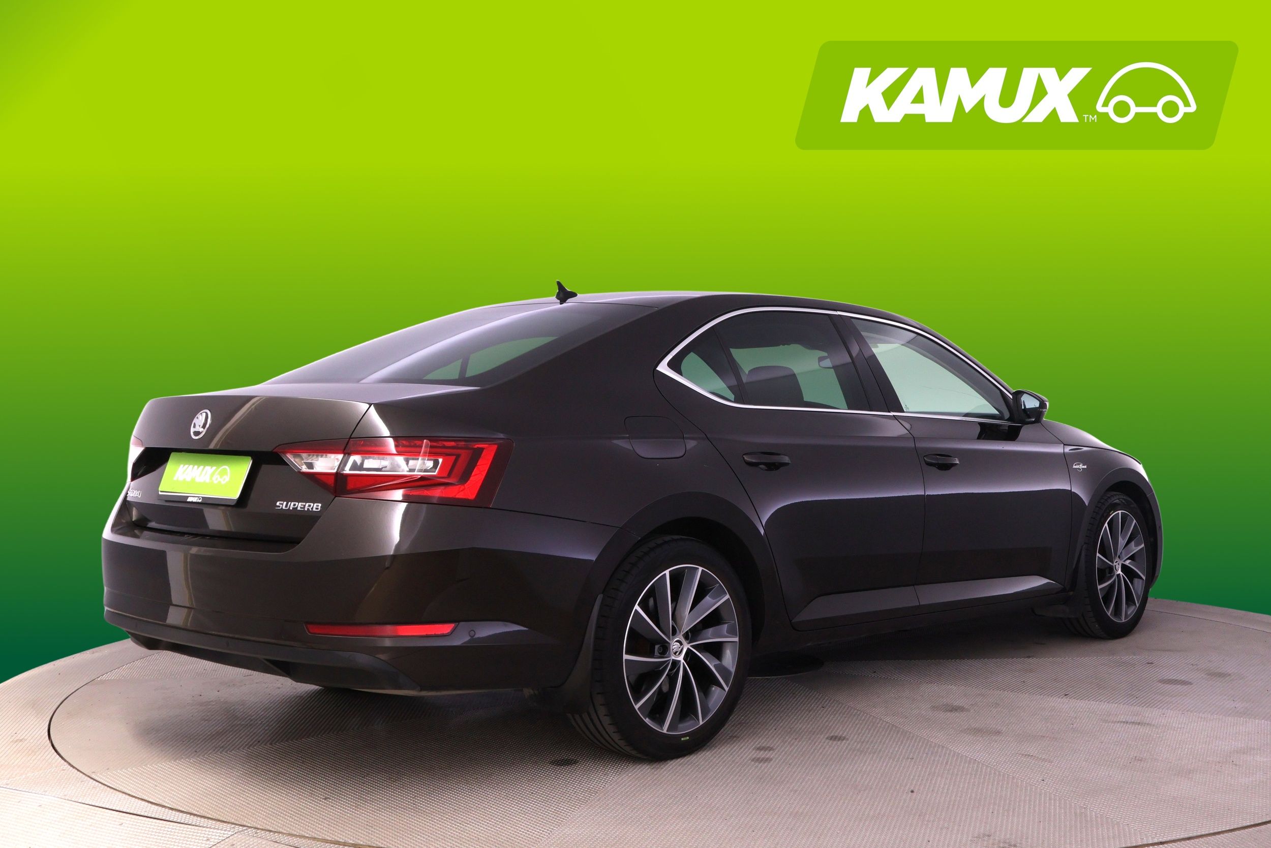 Skoda Superb 1,4 TSI ACT L&K DSG Autom. 2016, kuva 2/26