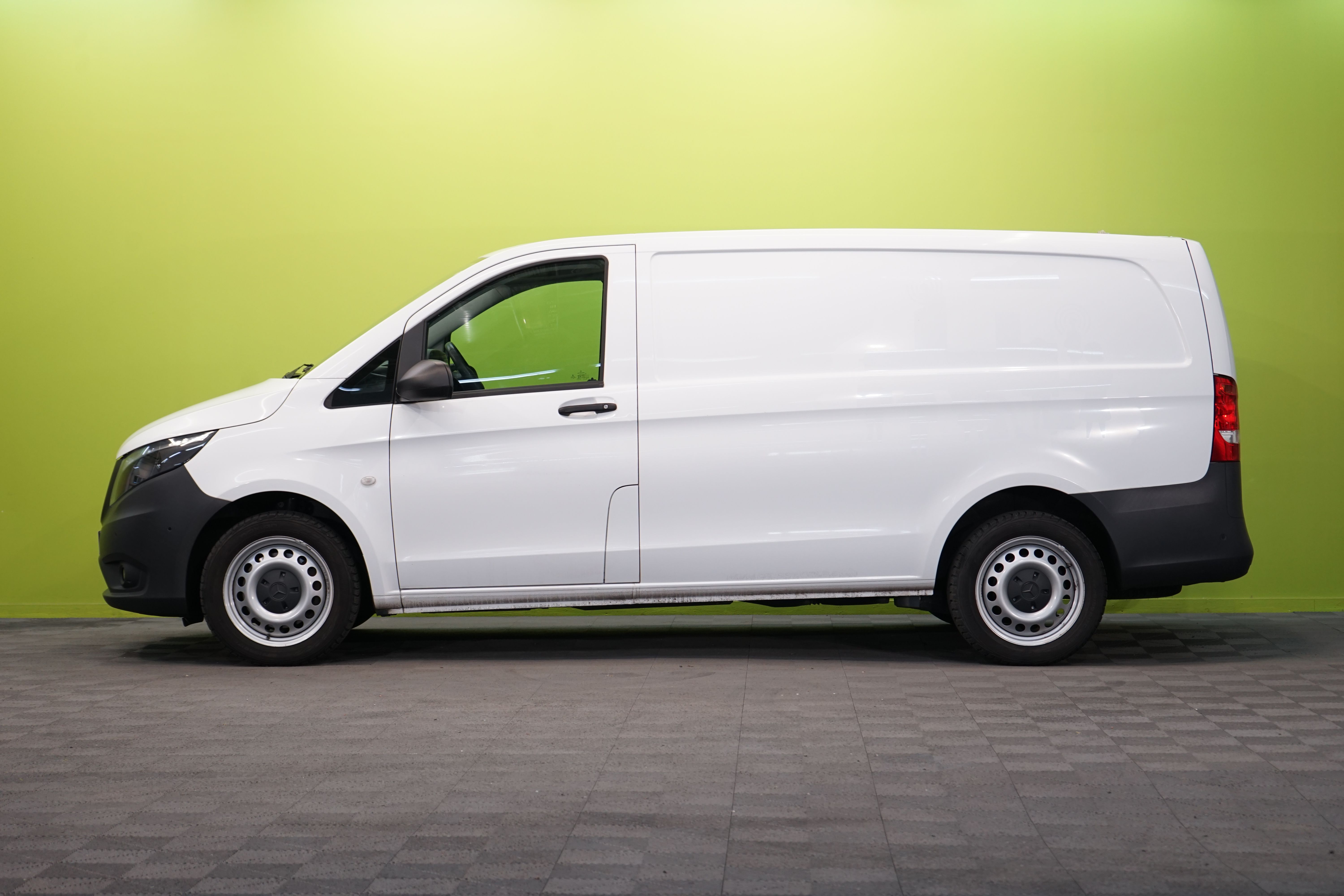 Mercedes-Benz Vito 2020, kuva 3/18