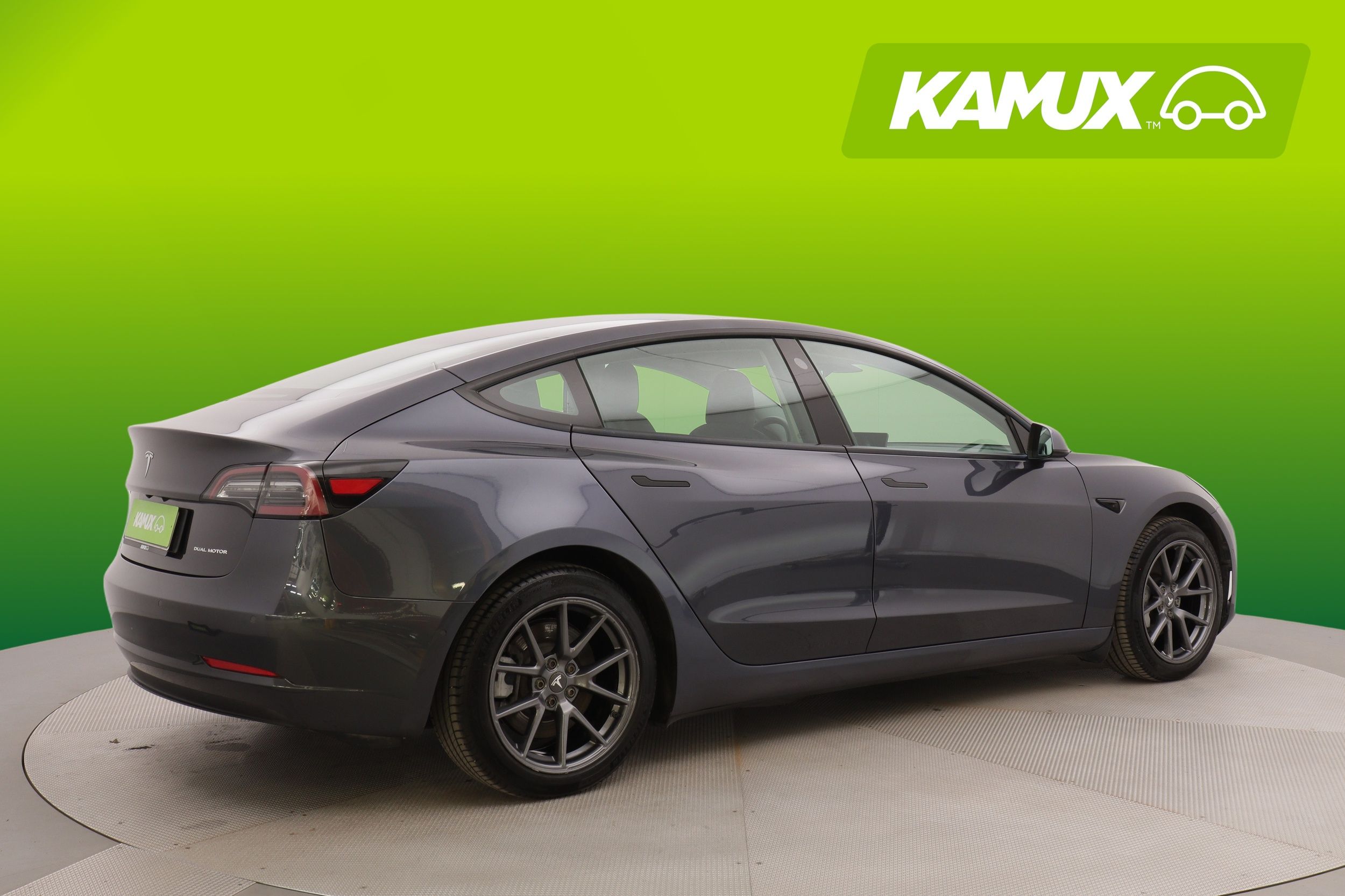 Tesla Model 3 Long Range AWD - Soh 92,9% 2021, kuva 2/16