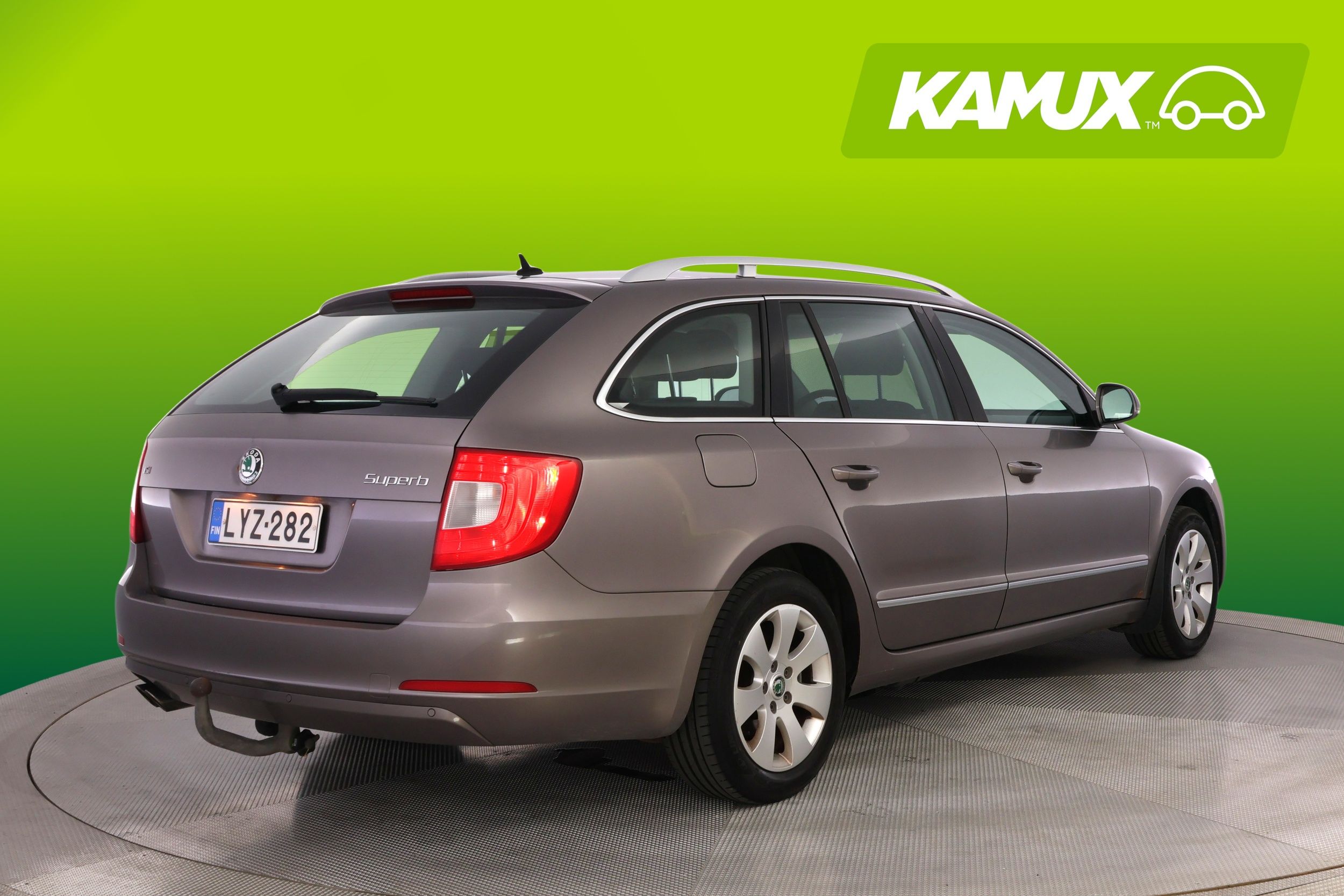 Skoda Superb 2010, photo 3/44