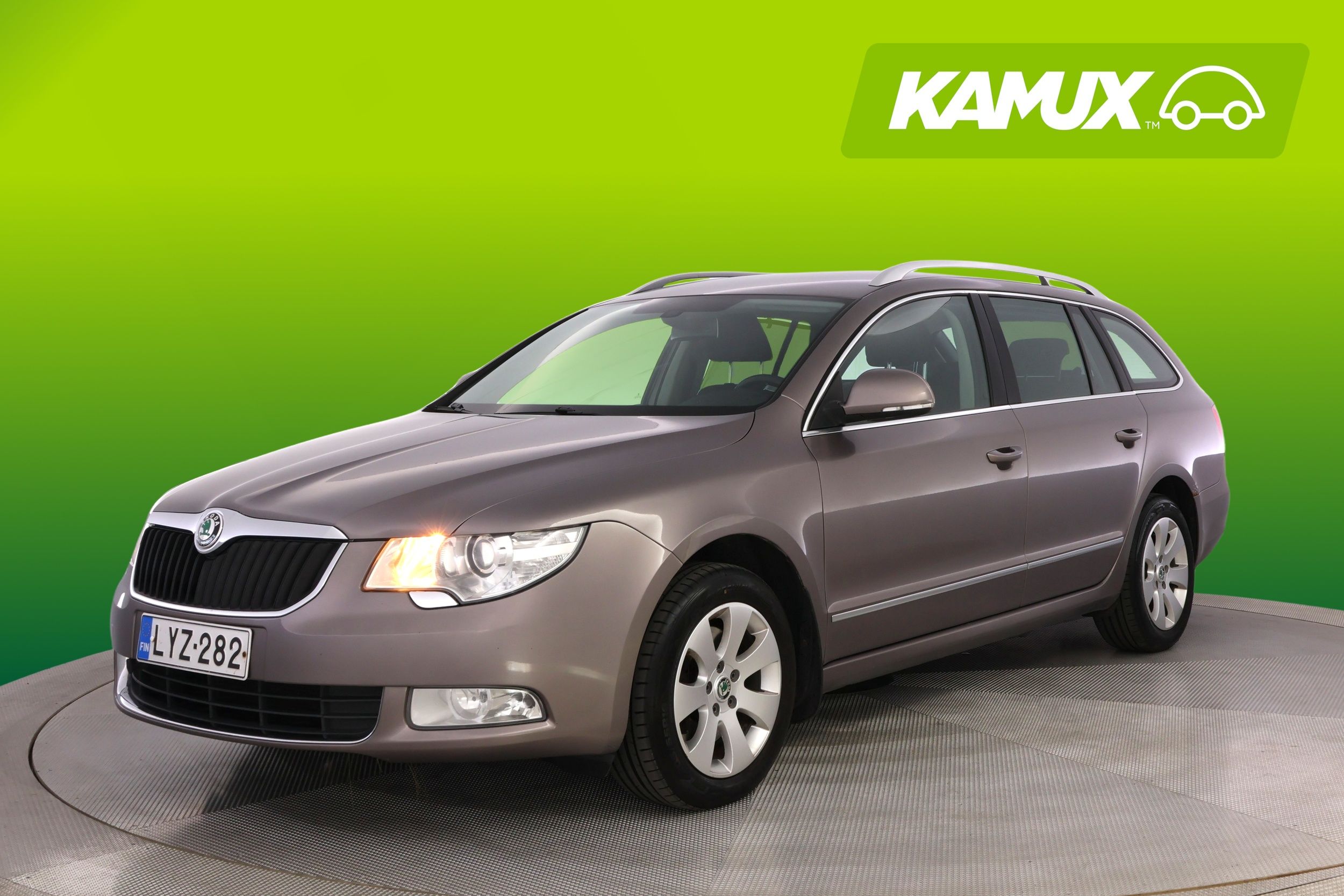 Skoda Superb 2010, photo 5/44
