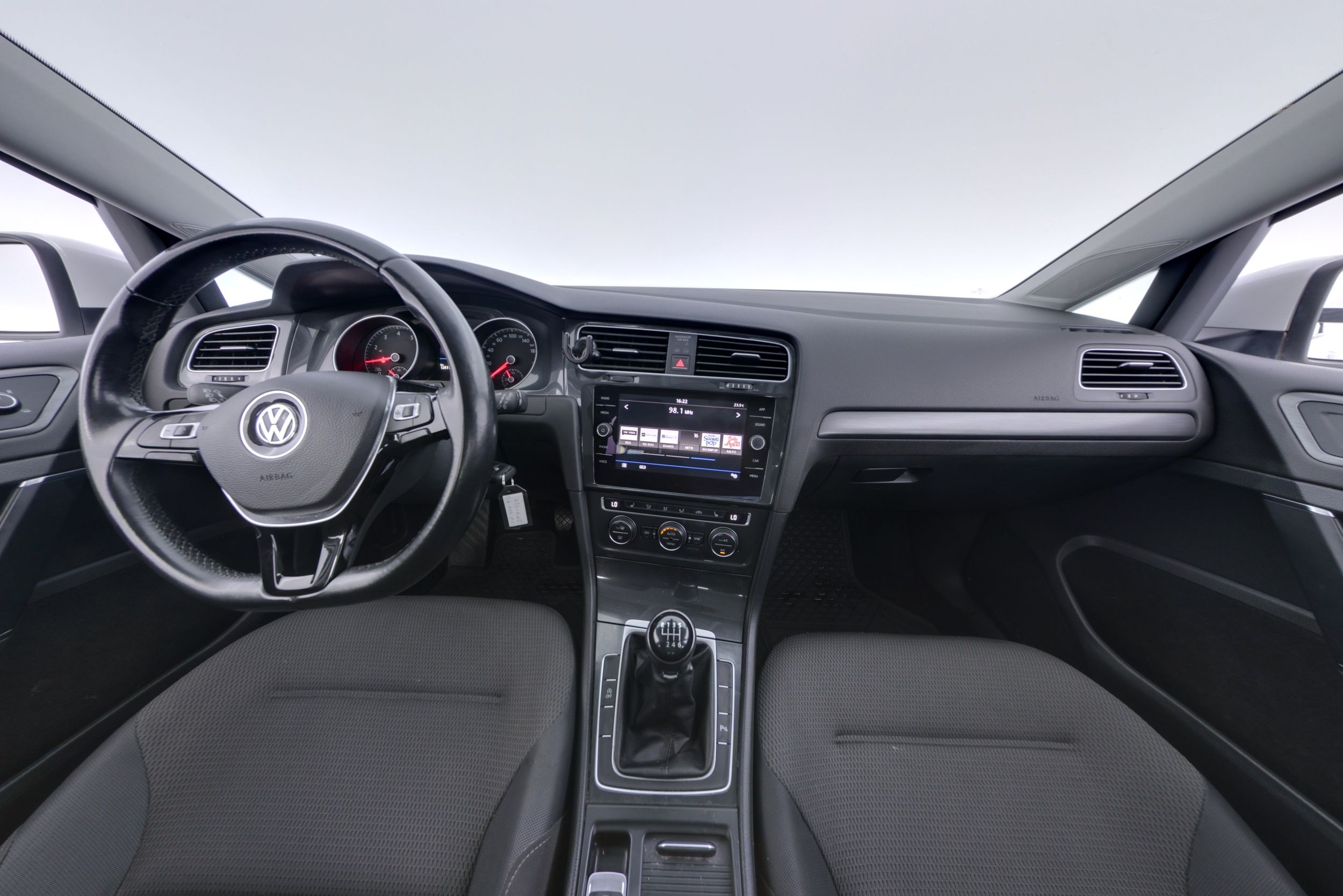 Volkswagen Golf 2017, kuva 7/22