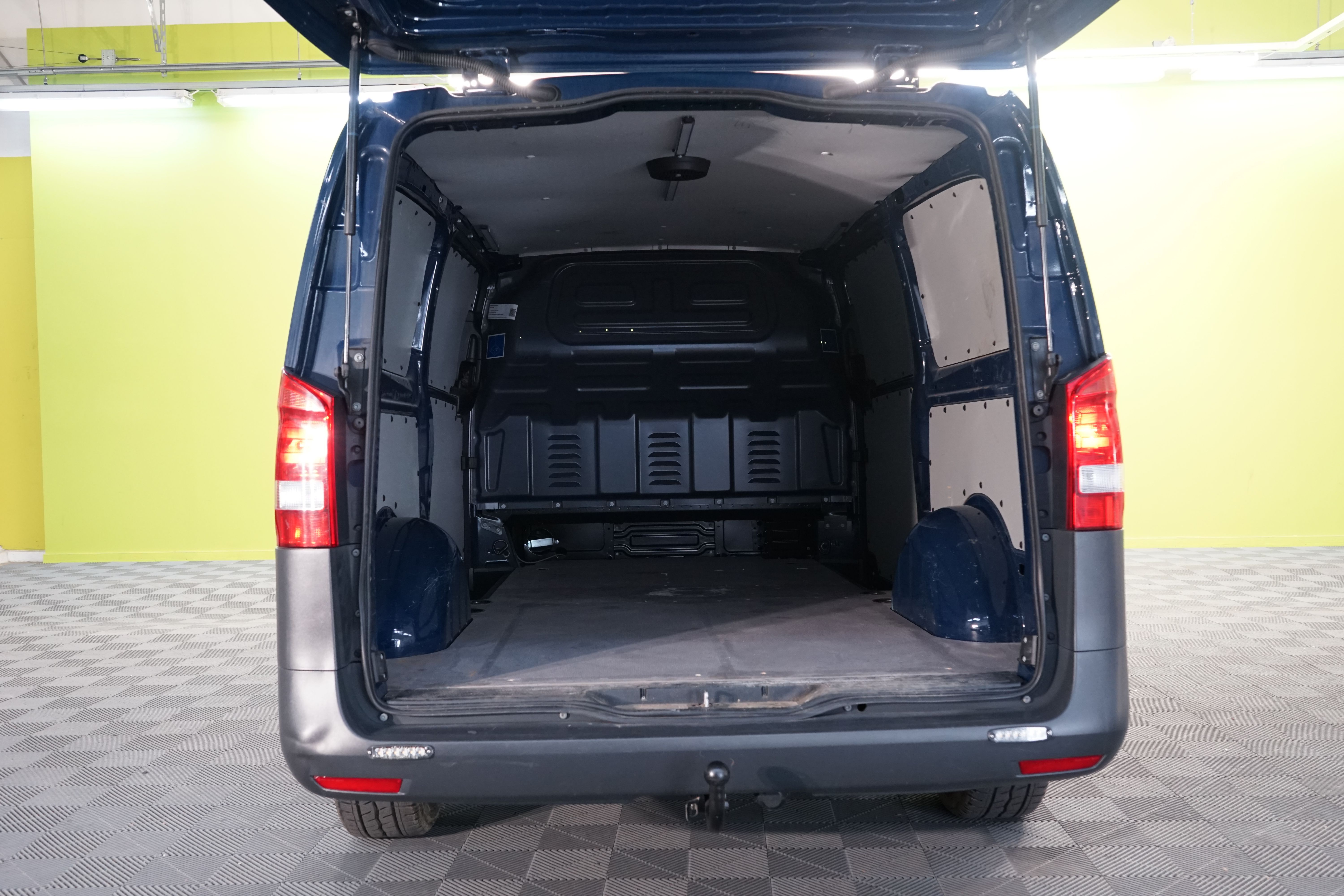 Mercedes-Benz Vito 114CDI pitkä A3 A 2023, kuva 6/18