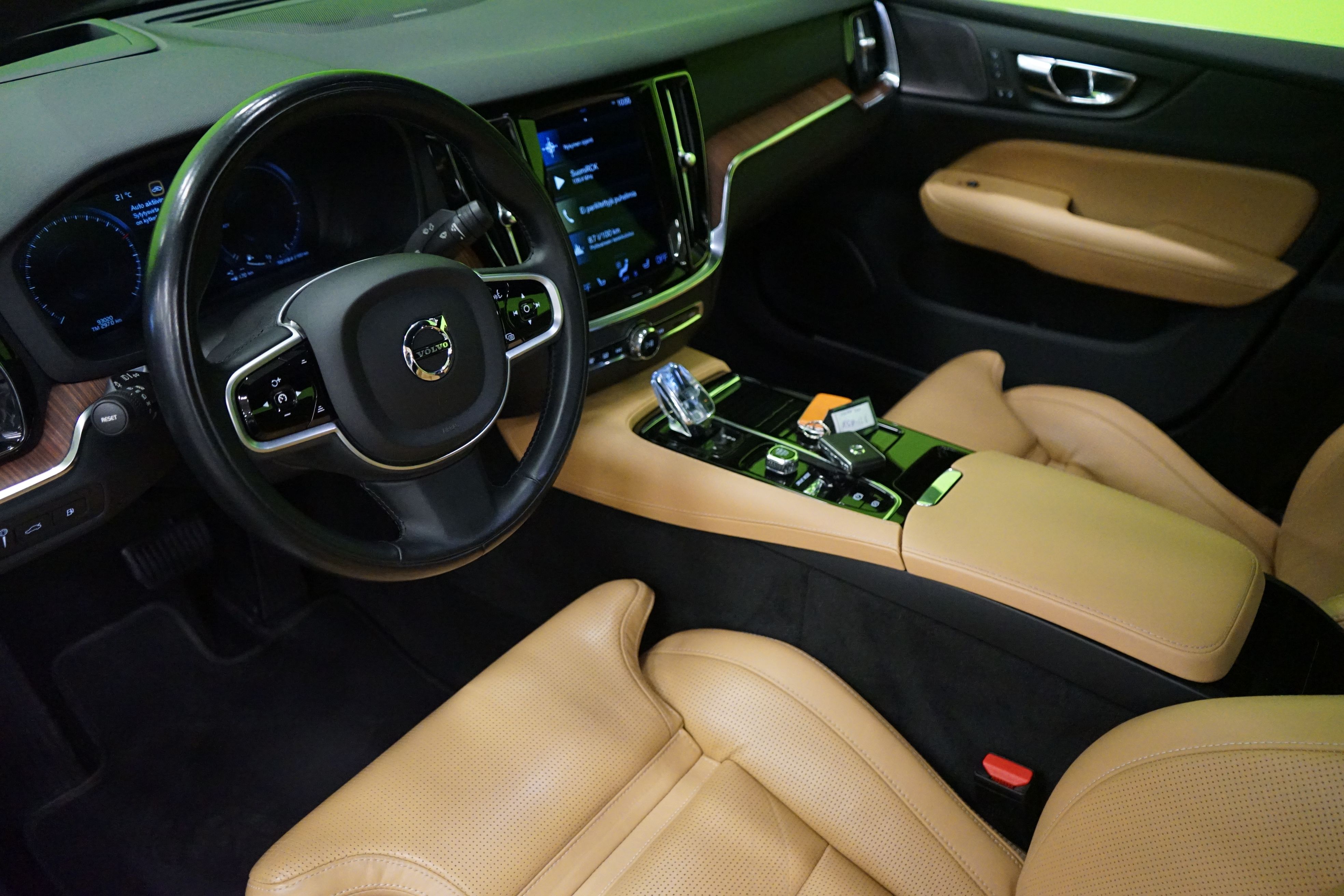 Volvo S60 2021, kuva 6/21