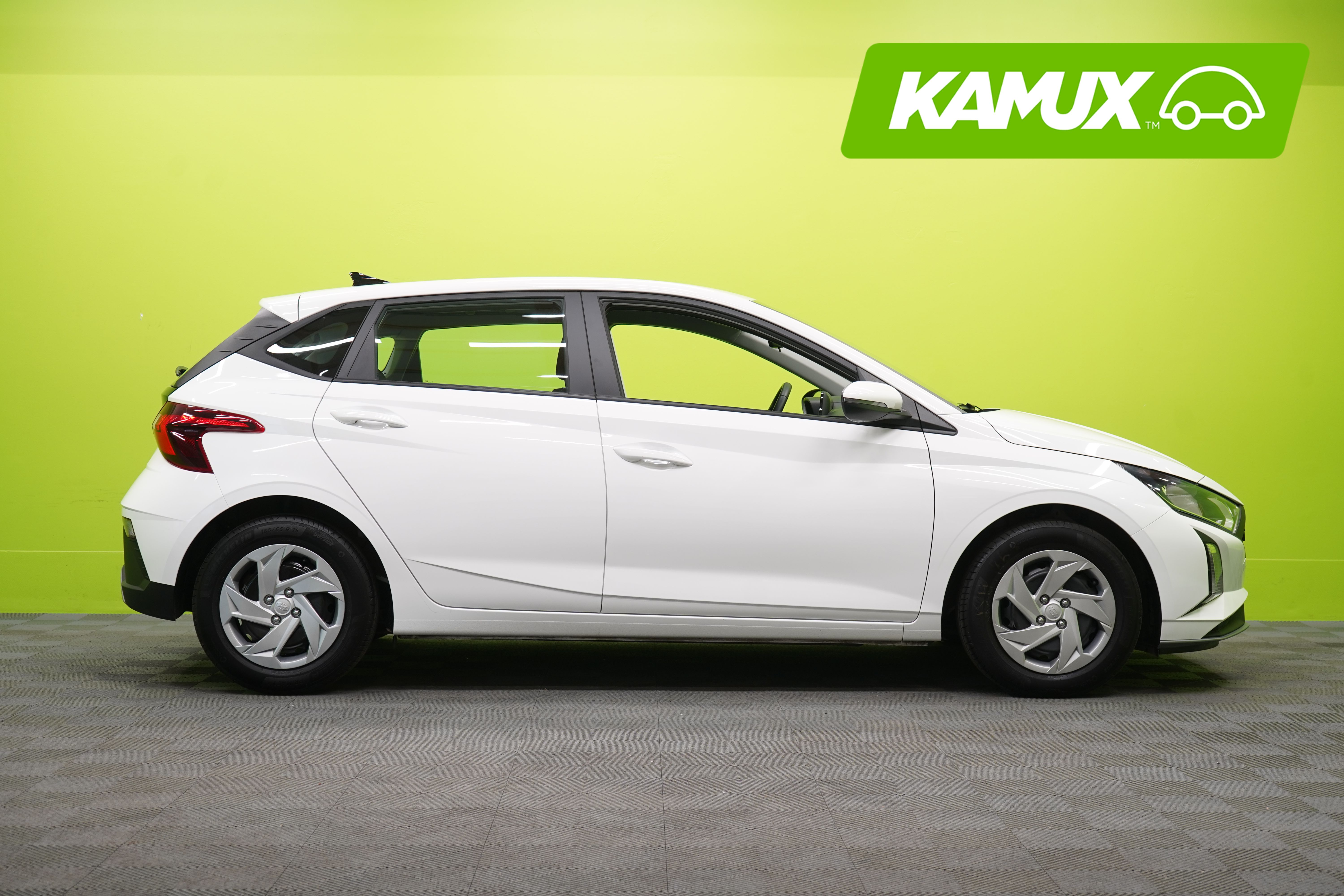 Hyundai i20 1.2 MPi 79 hv 5MT Fresh MY25 2025, kuva 2/25