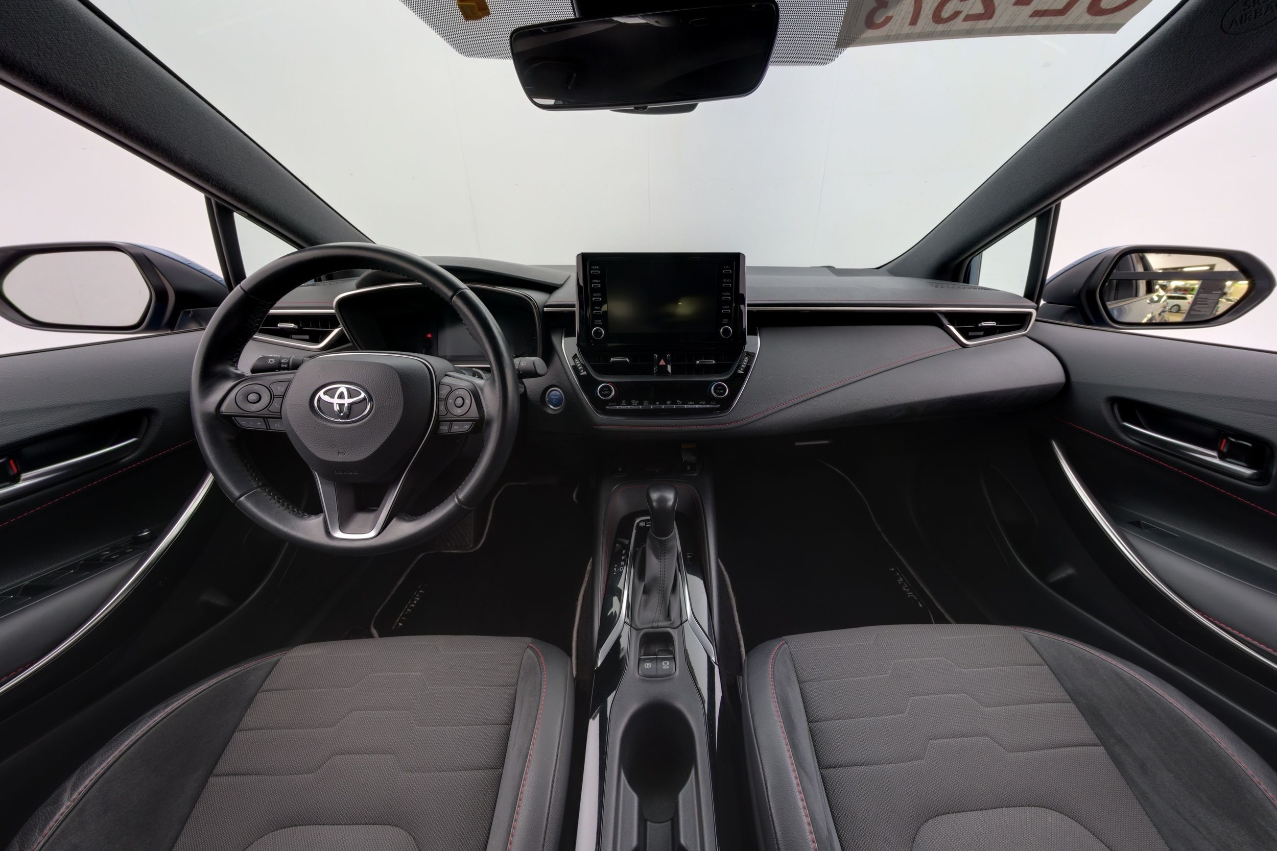 Toyota Corolla 2022, photo 7/25