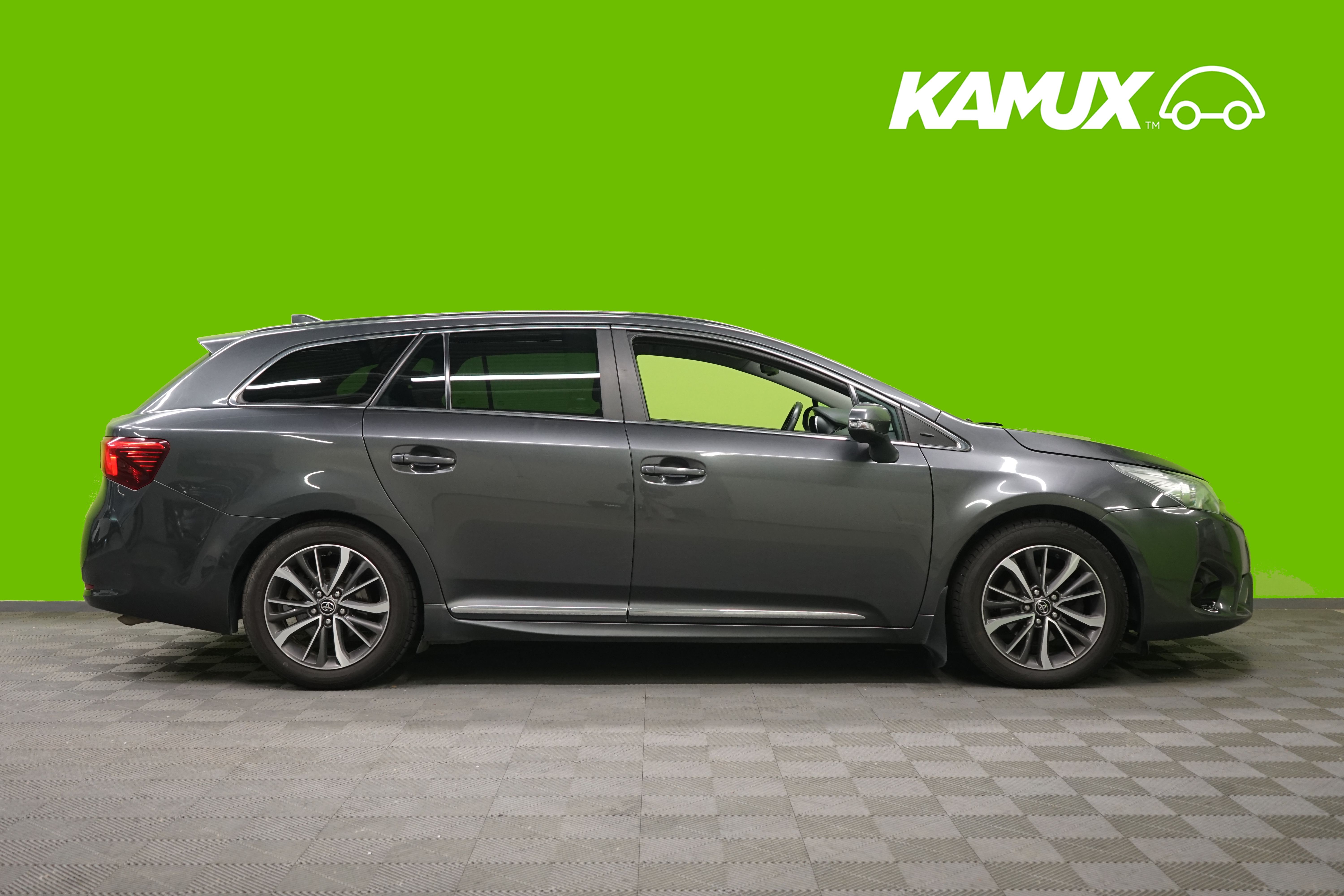 Toyota Avensis 2015, photo 2/20