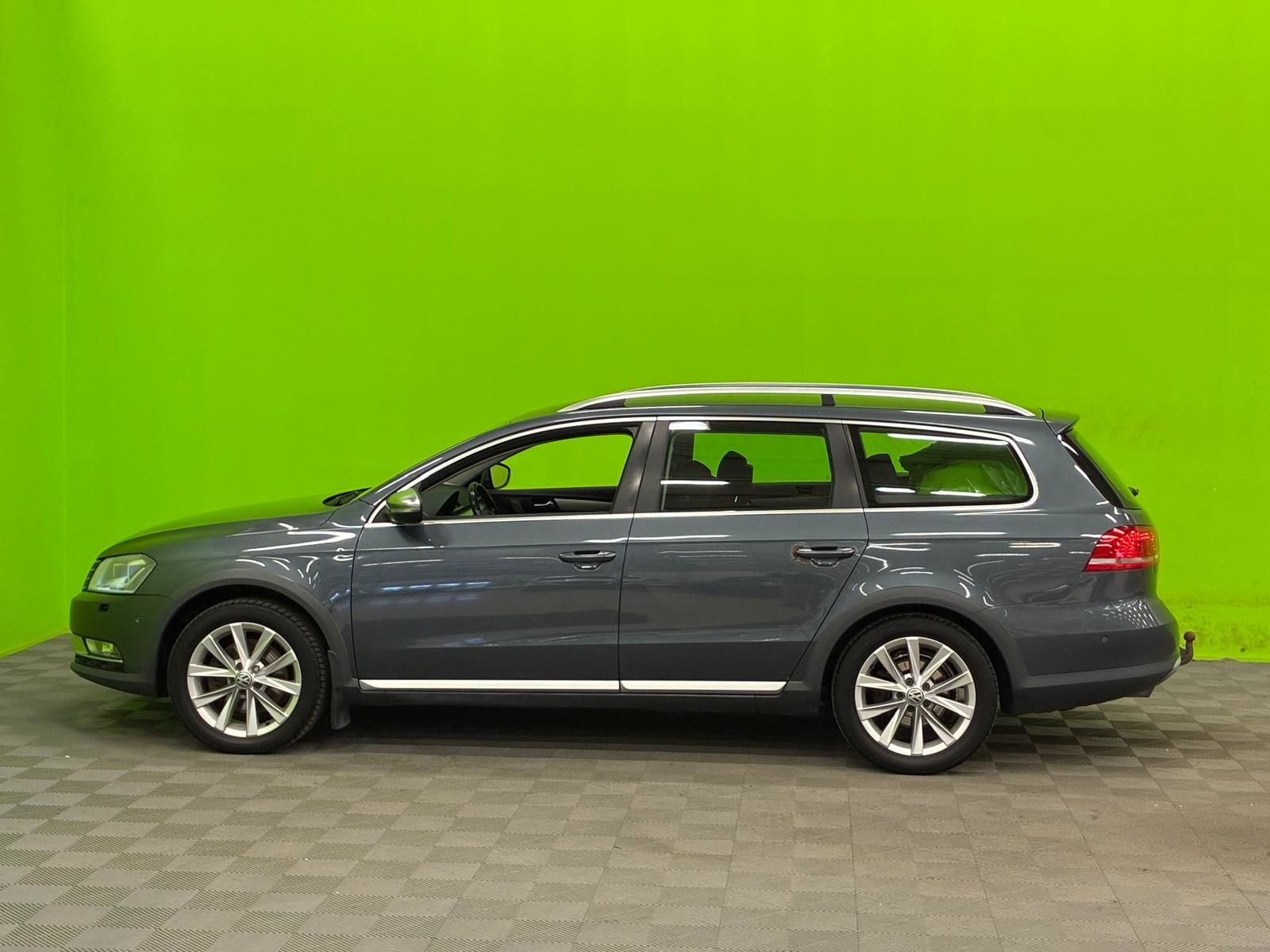 Volkswagen Passat 2013, photo 6/14