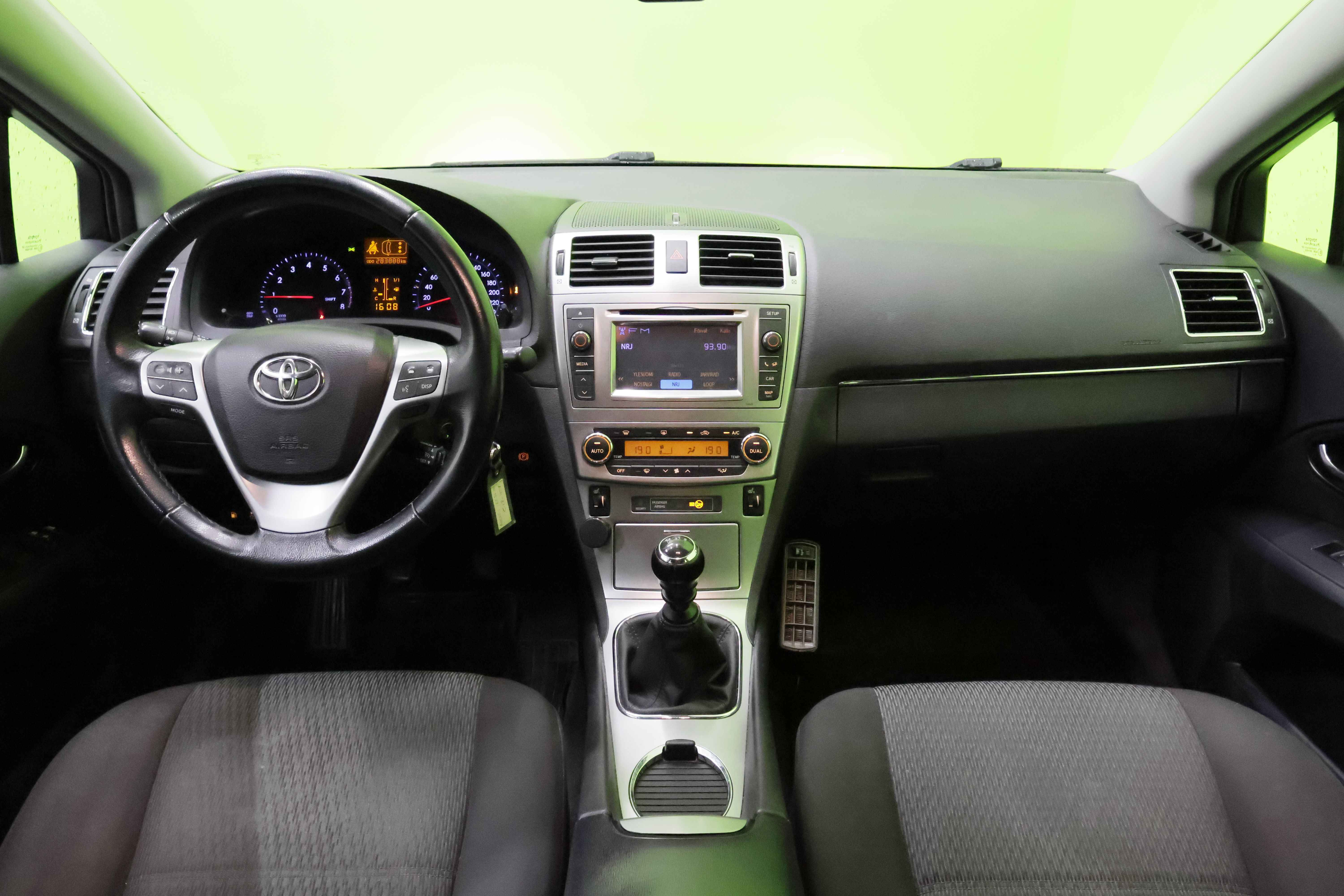 Toyota Avensis 2012, kuva 7/20