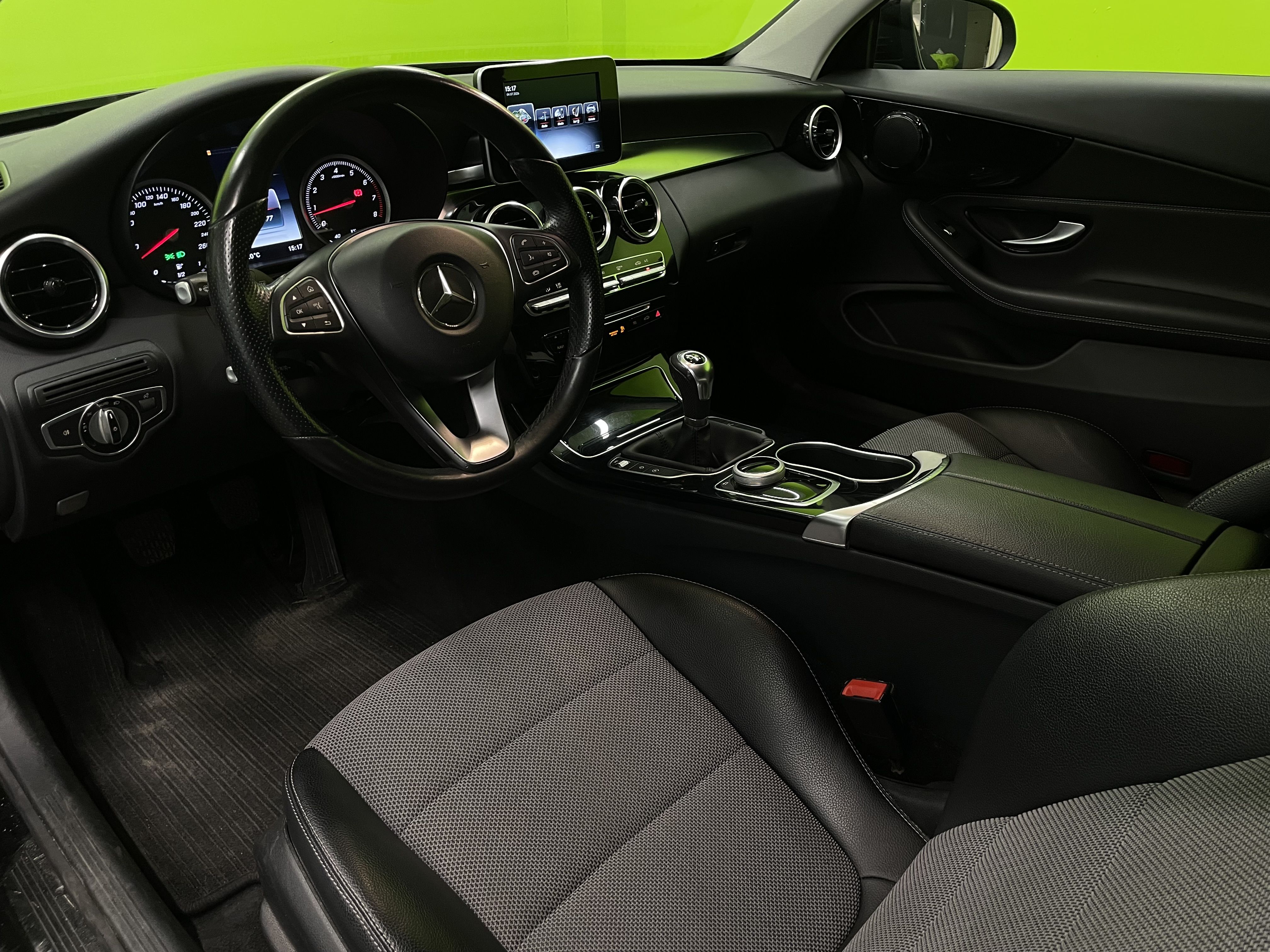 Mercedes-Benz C 2016, kuva 7/26