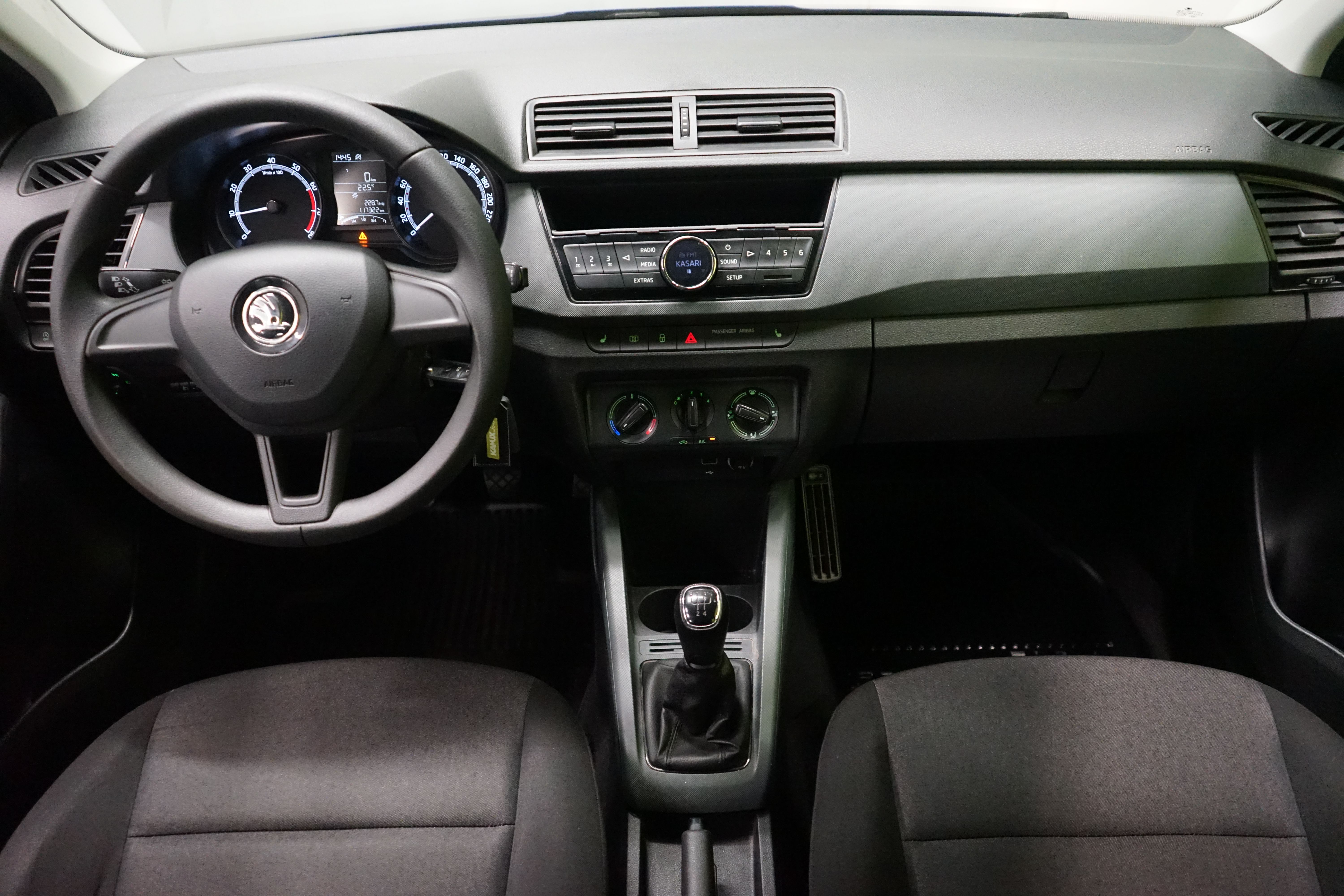 Skoda Fabia 1.0 TSI Active 2020, kuva 6/15