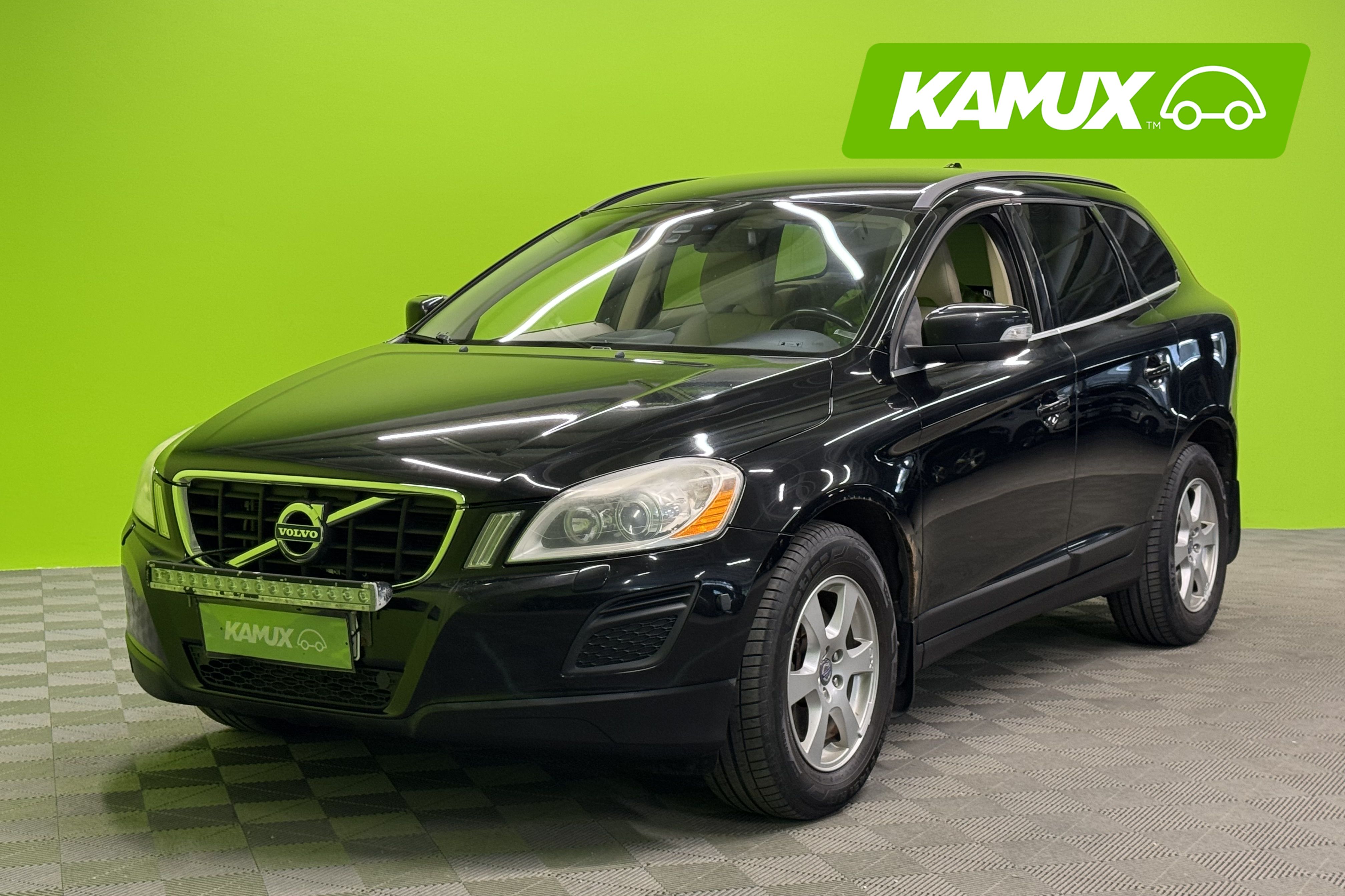 Volvo XC60 D3 AWD Momentum Business aut 2010, kuva 5/19