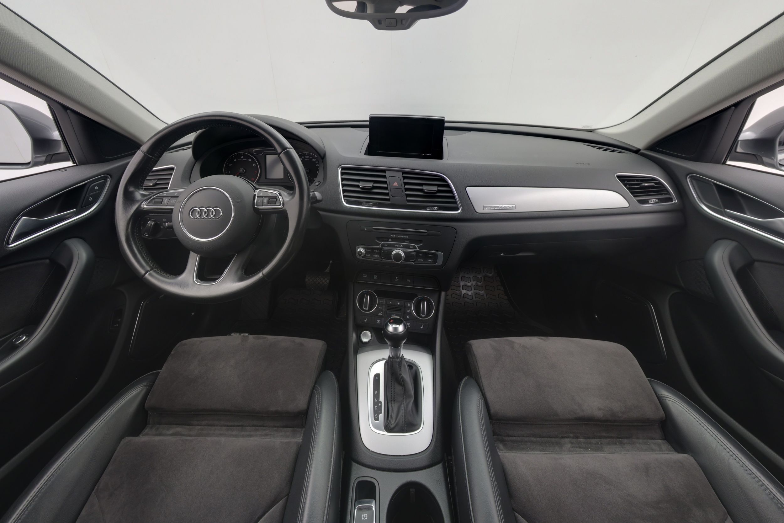 Audi Q3 2016, kuva 7/38