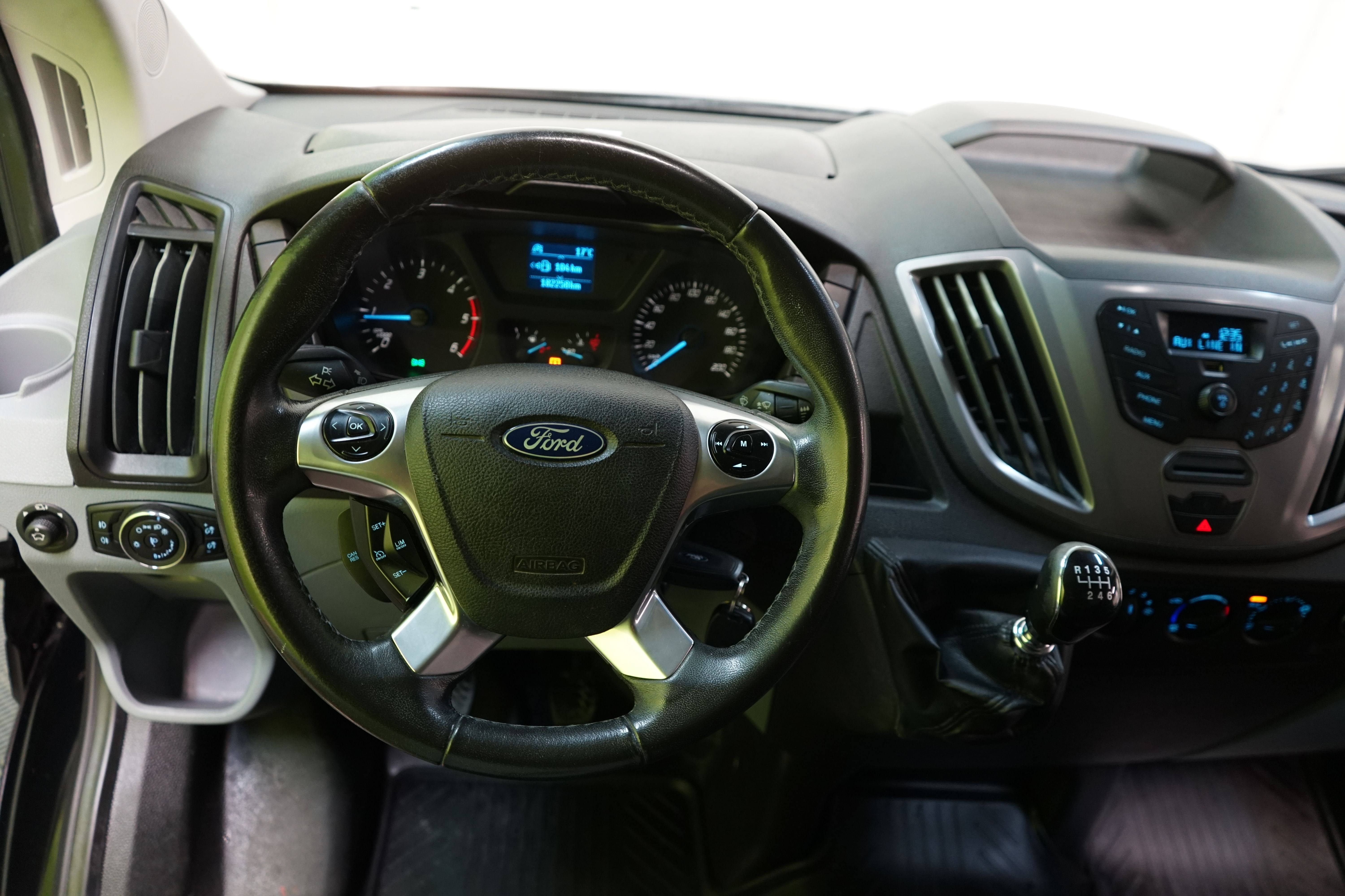 Ford Transit 2016, kuva 6/22