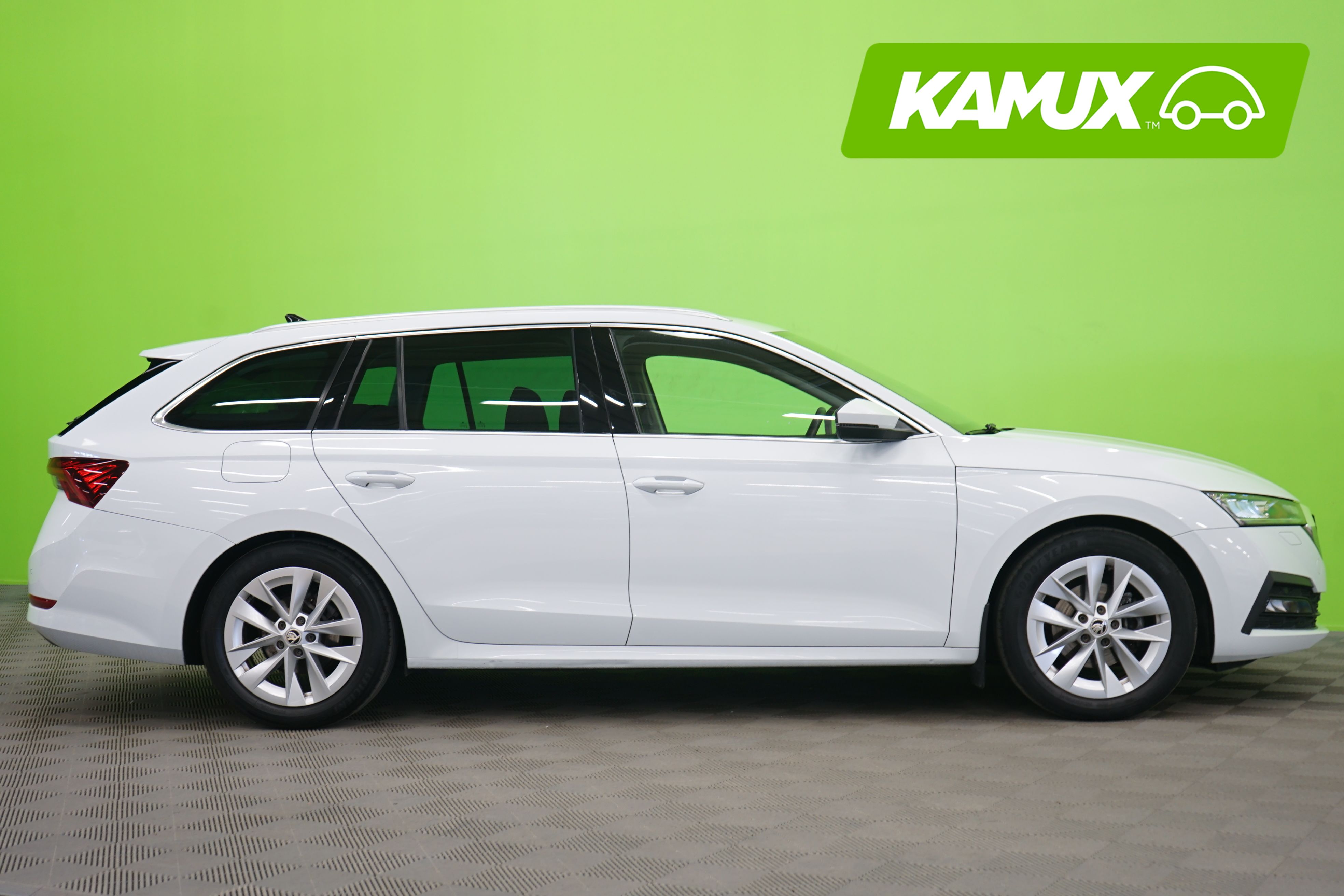 Skoda Octavia 2021, kuva 2/19