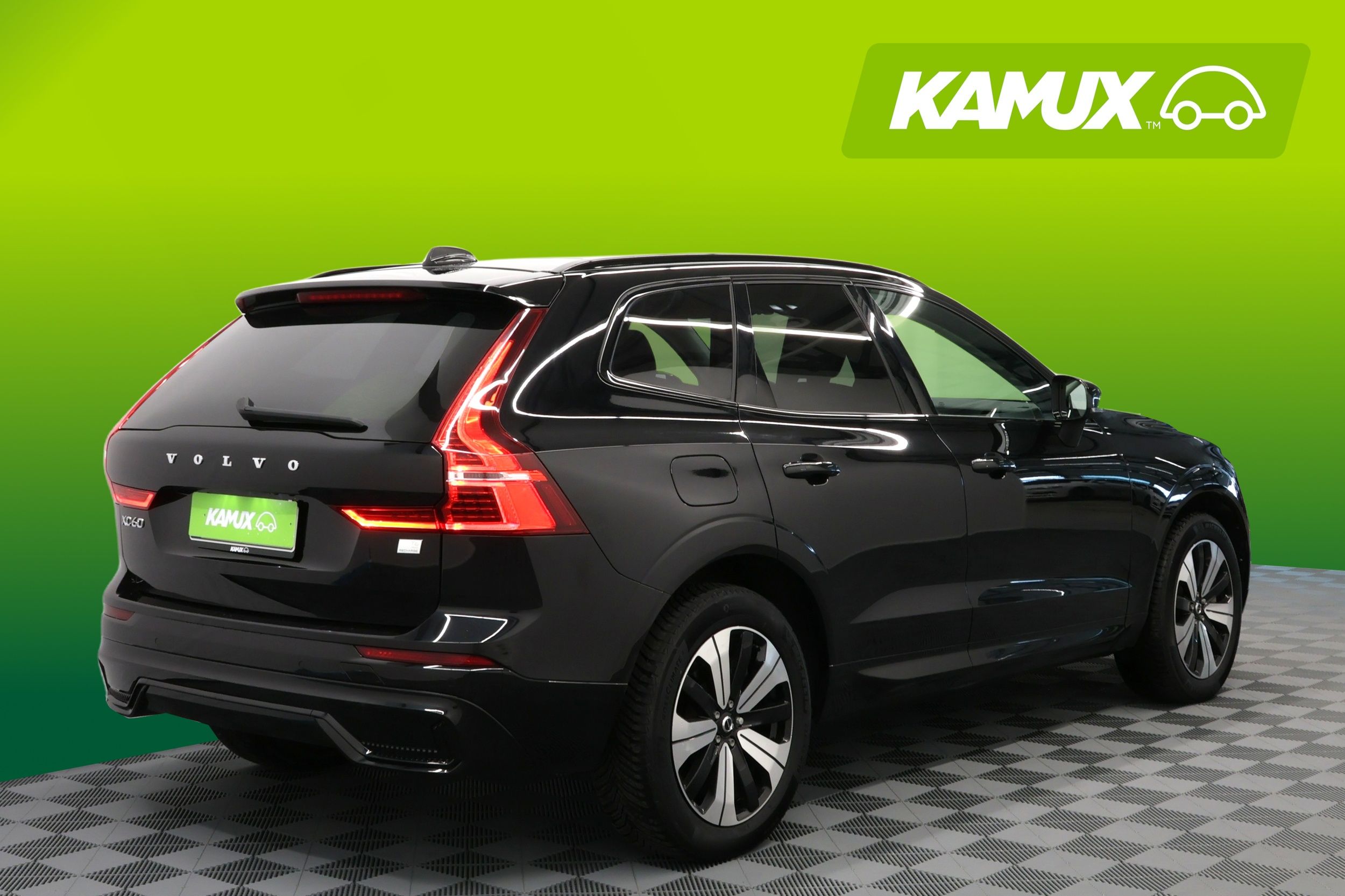 Volvo XC60 2023, photo 2/28
