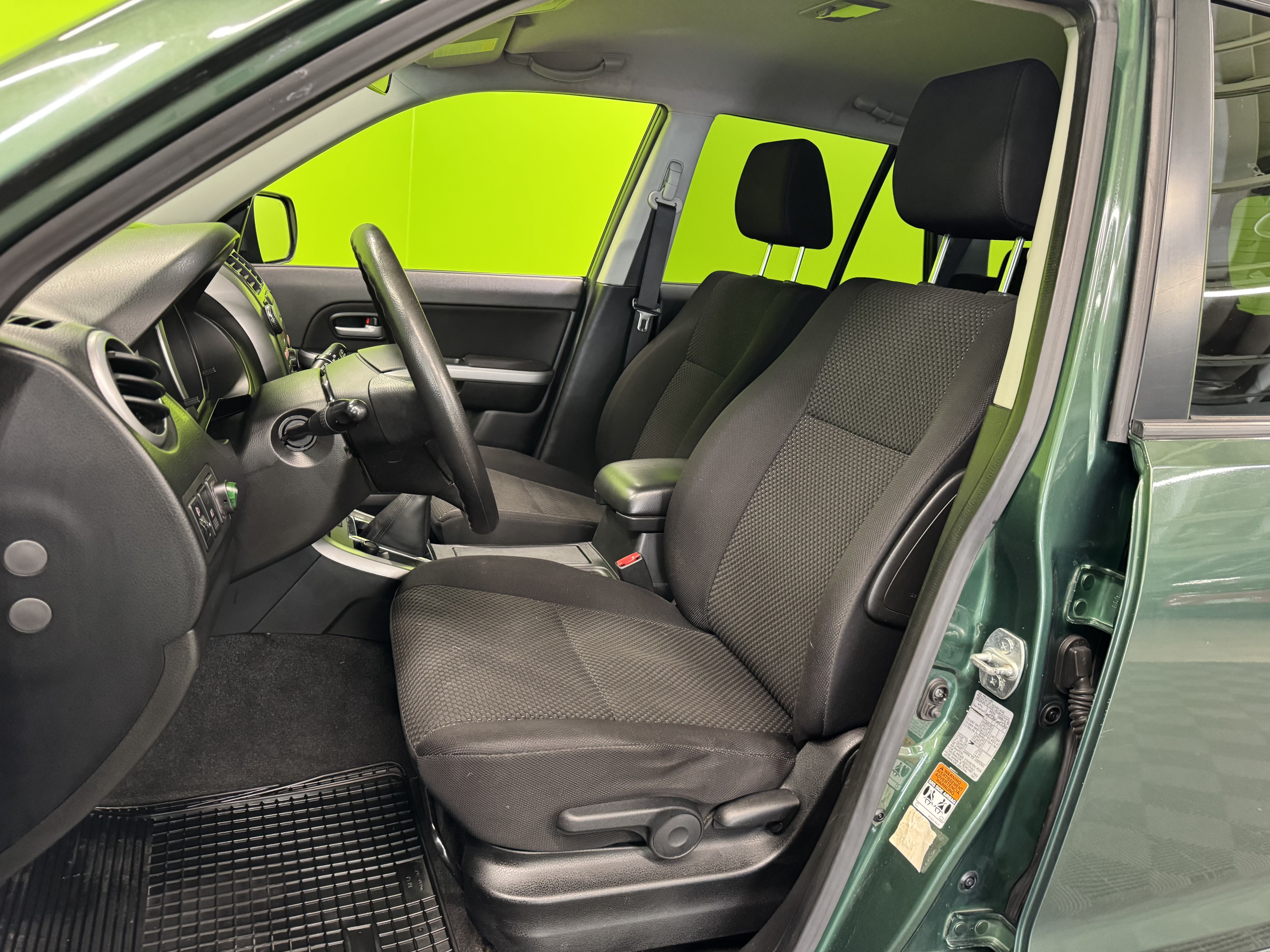 Suzuki Grand Vitara 2,4 4WD ESP 5D MT 2009, kuva 6/20