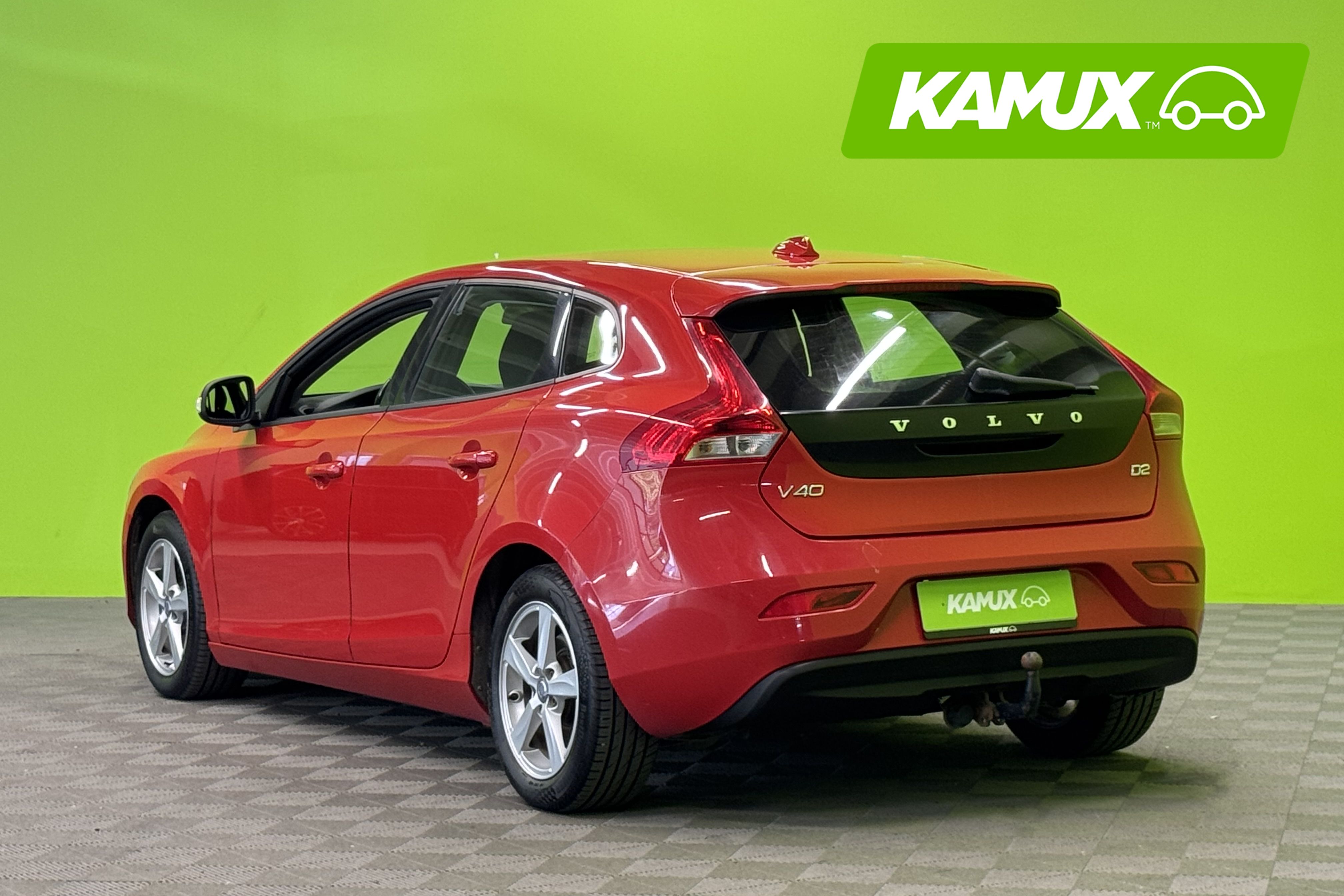 Volvo V40 2015, photo 4/19