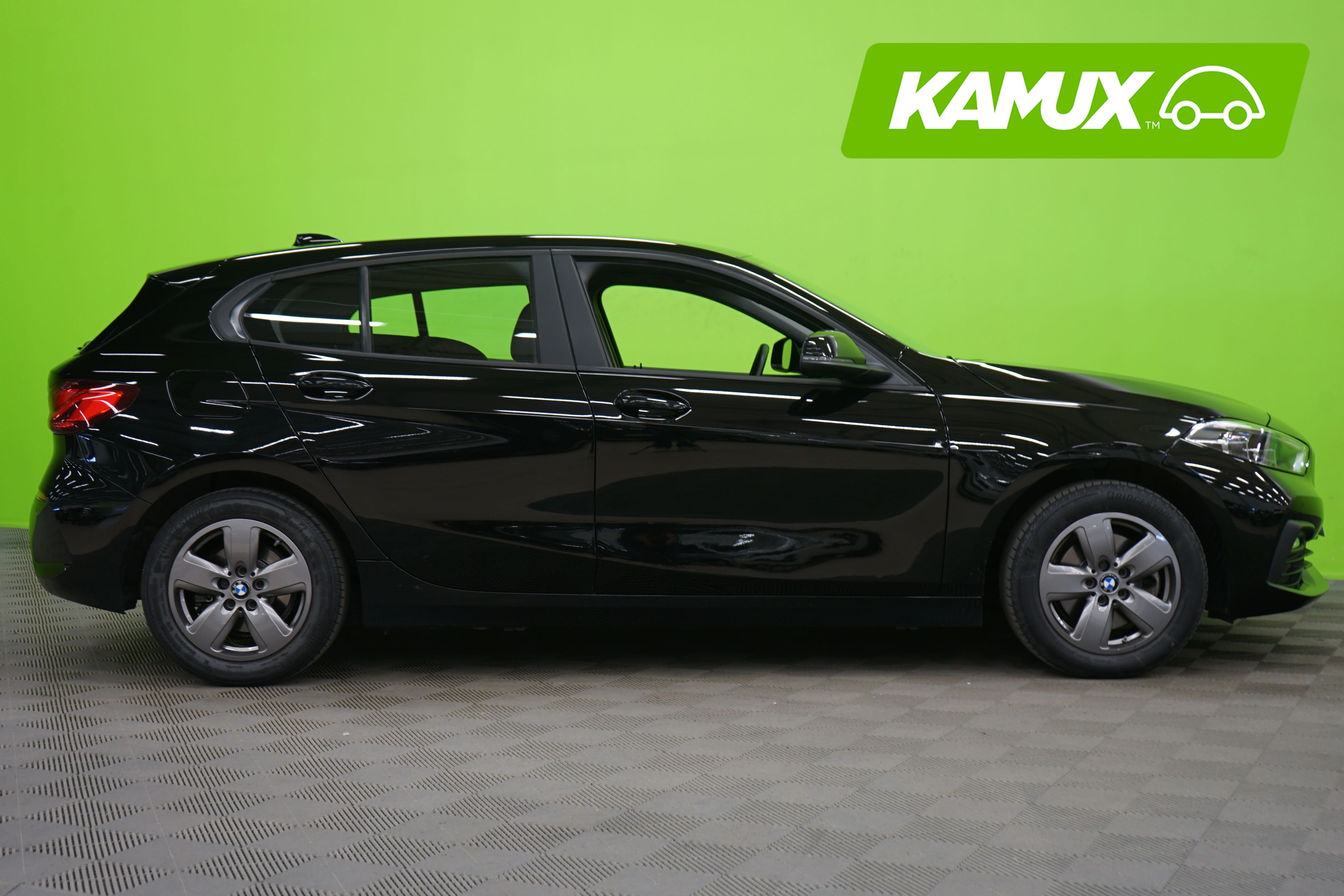 BMW 118 F40 Hatchback 118i A Business 2022, kuva 2/21
