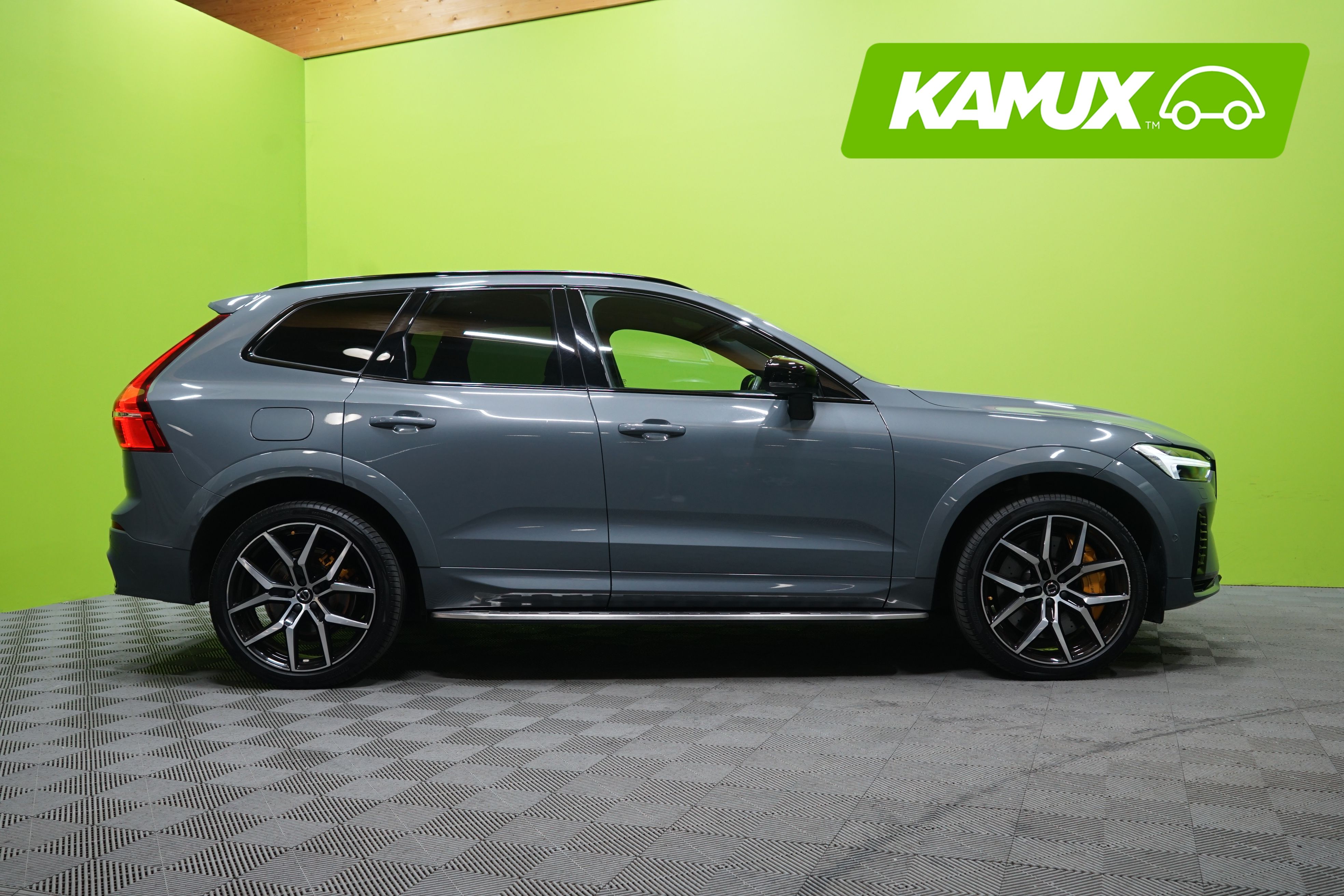 Volvo XC60 2022, kuva 2/25