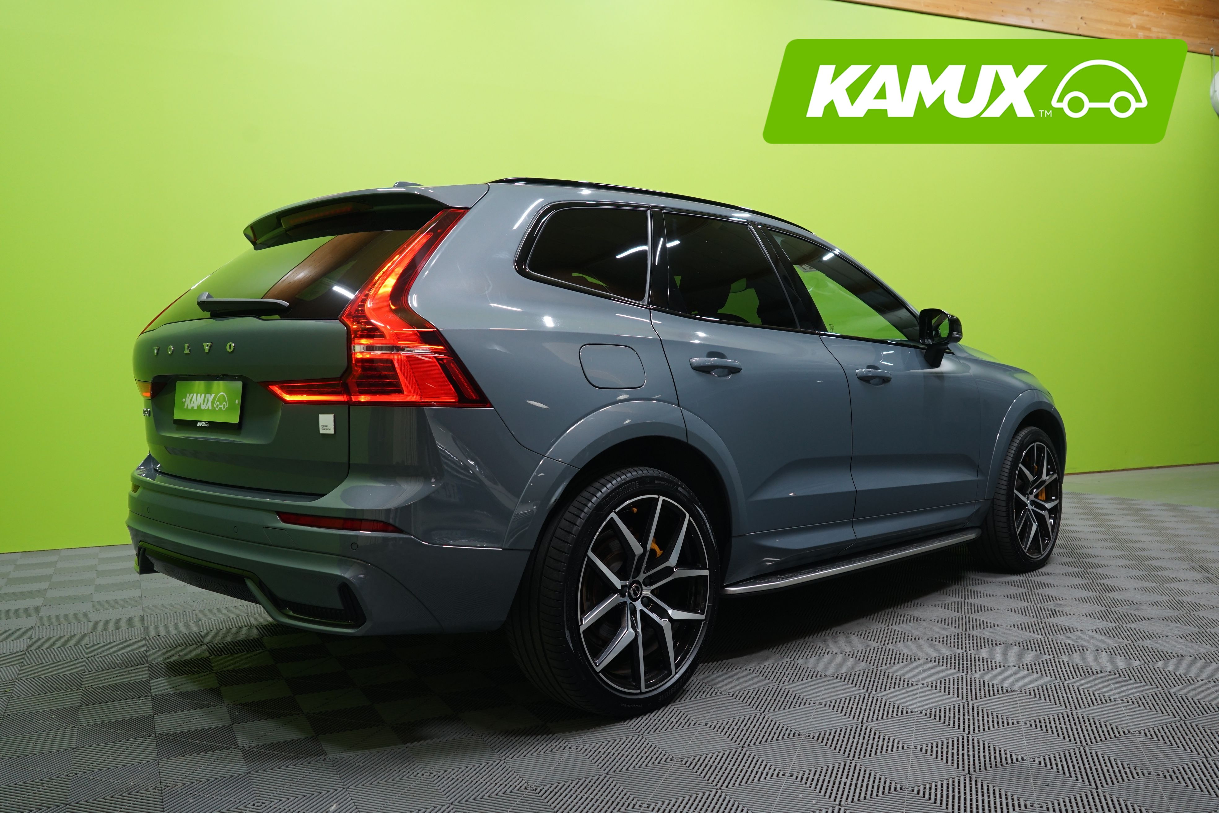 Volvo XC60 2022, kuva 3/25