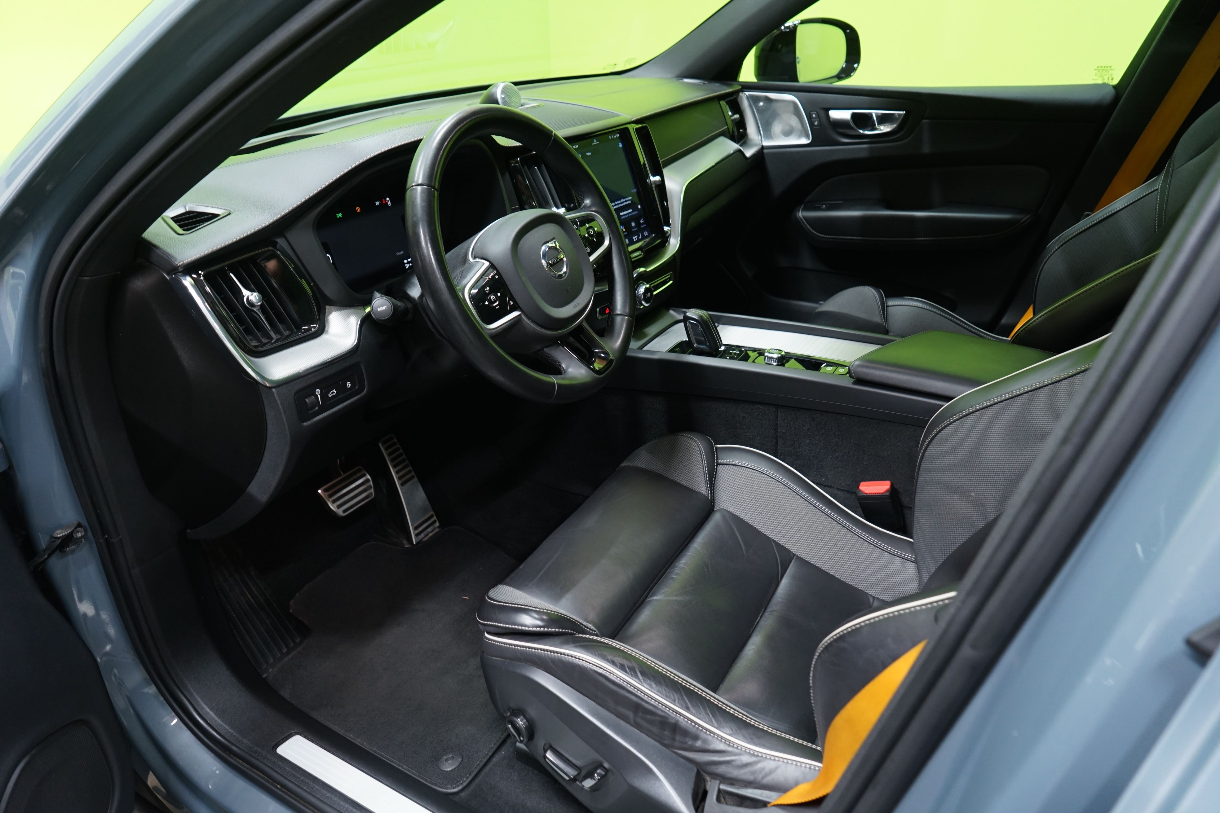 Volvo XC60 2022, kuva 7/25