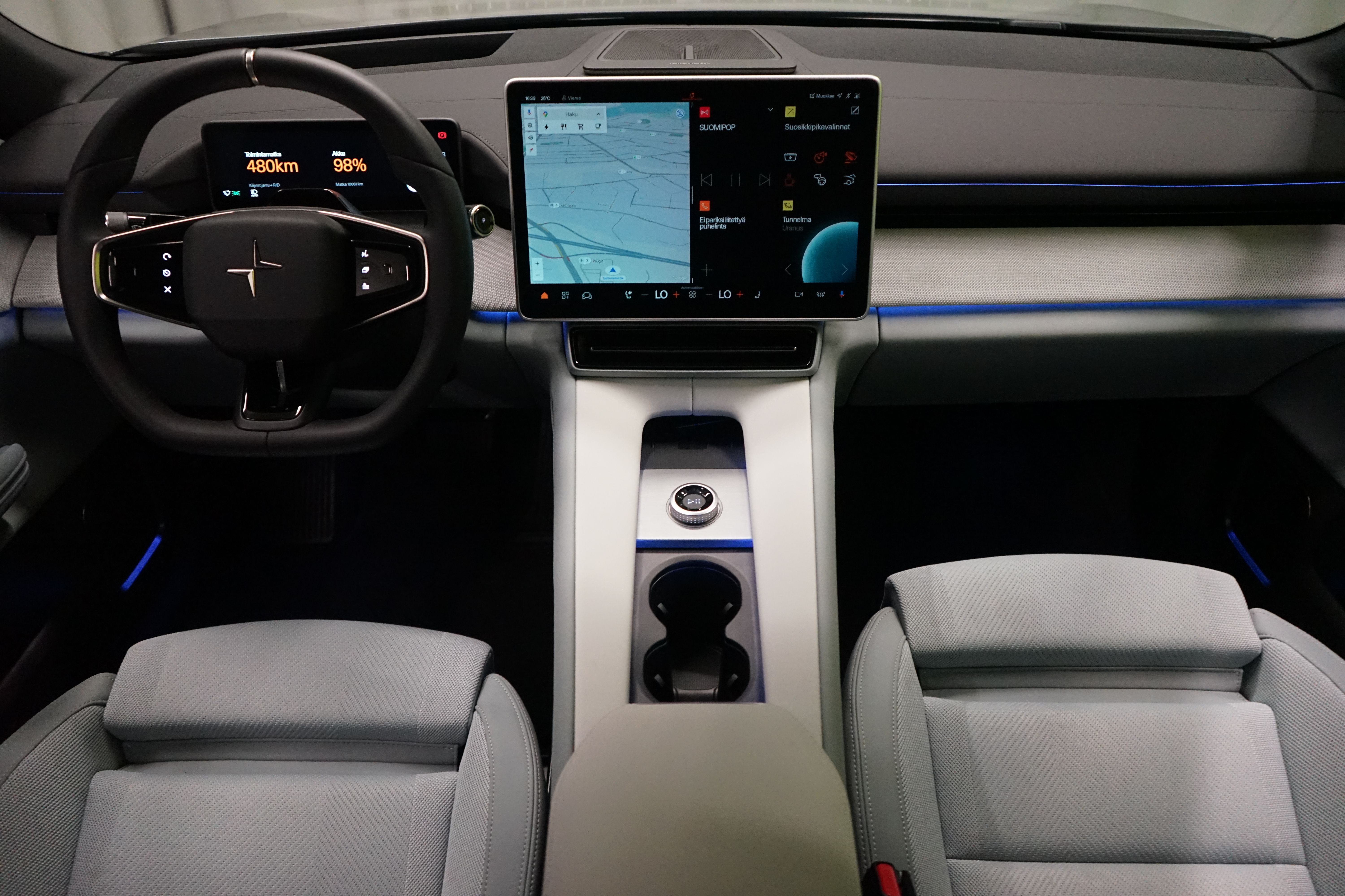 Polestar 4 Long Range Dual Motor Elektro 2025, kuva 6/23