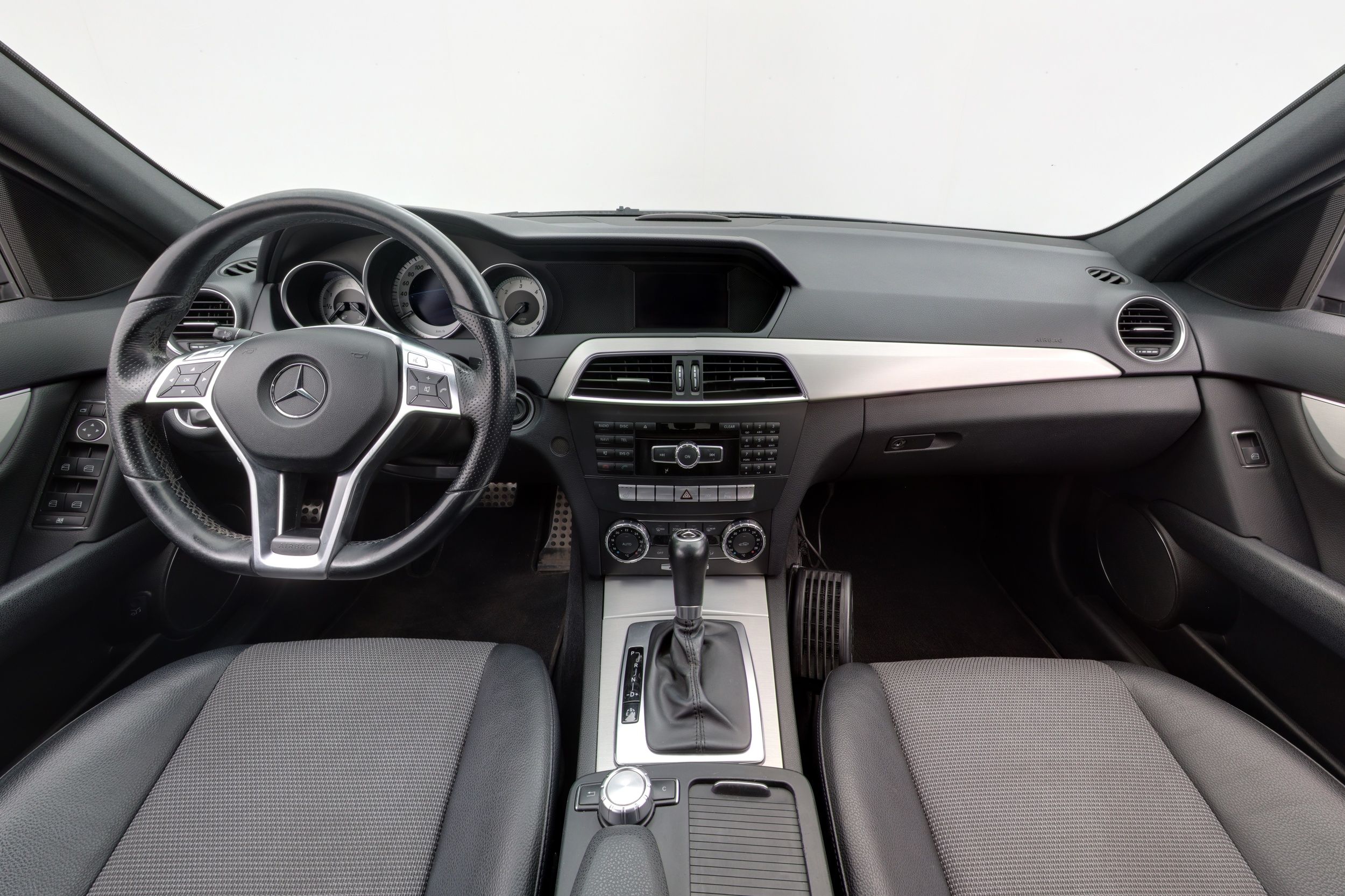 Mercedes-Benz C 2012, kuva 7/31