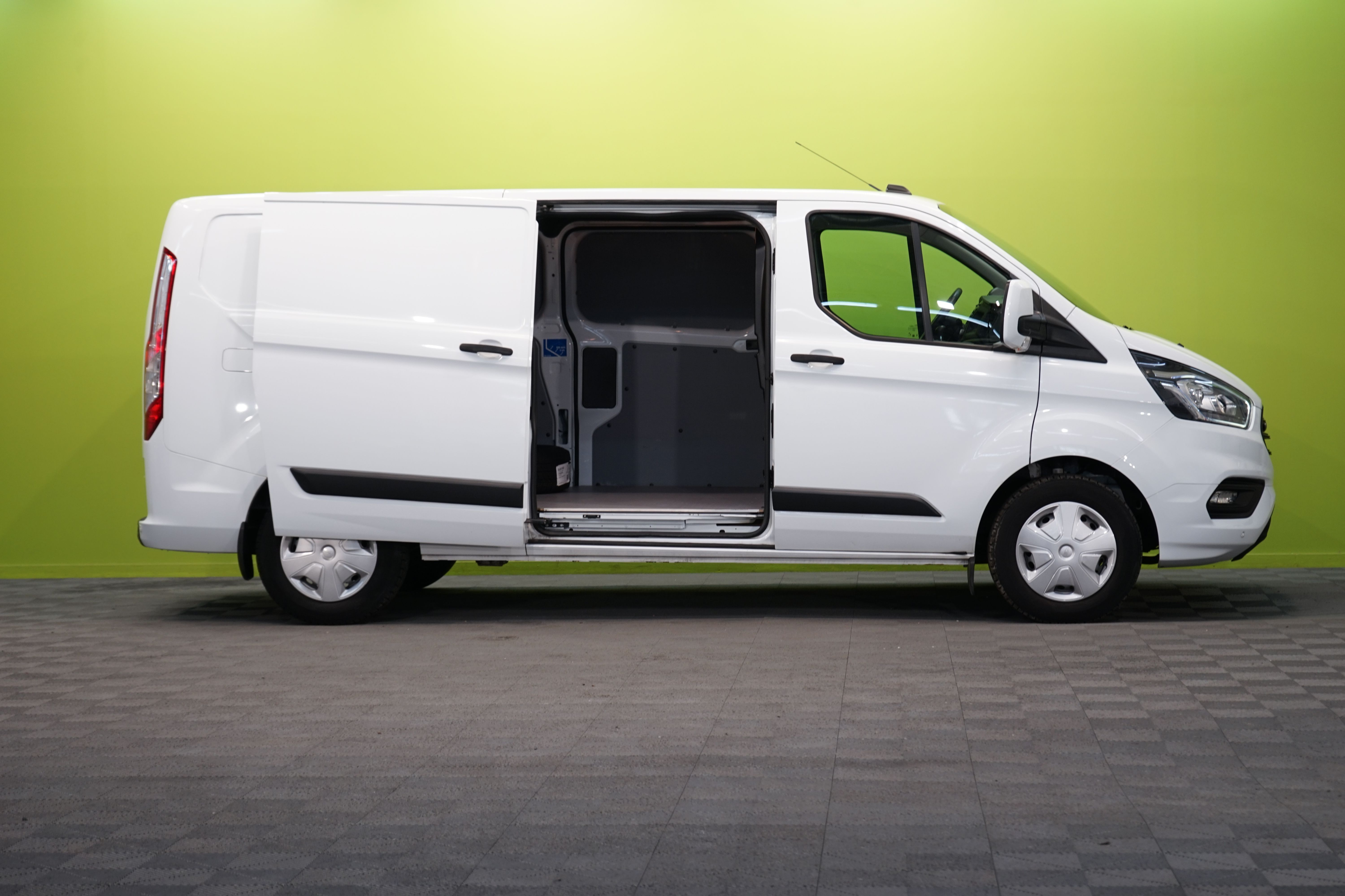 Ford Transit Custom 2022, kuva 3/15
