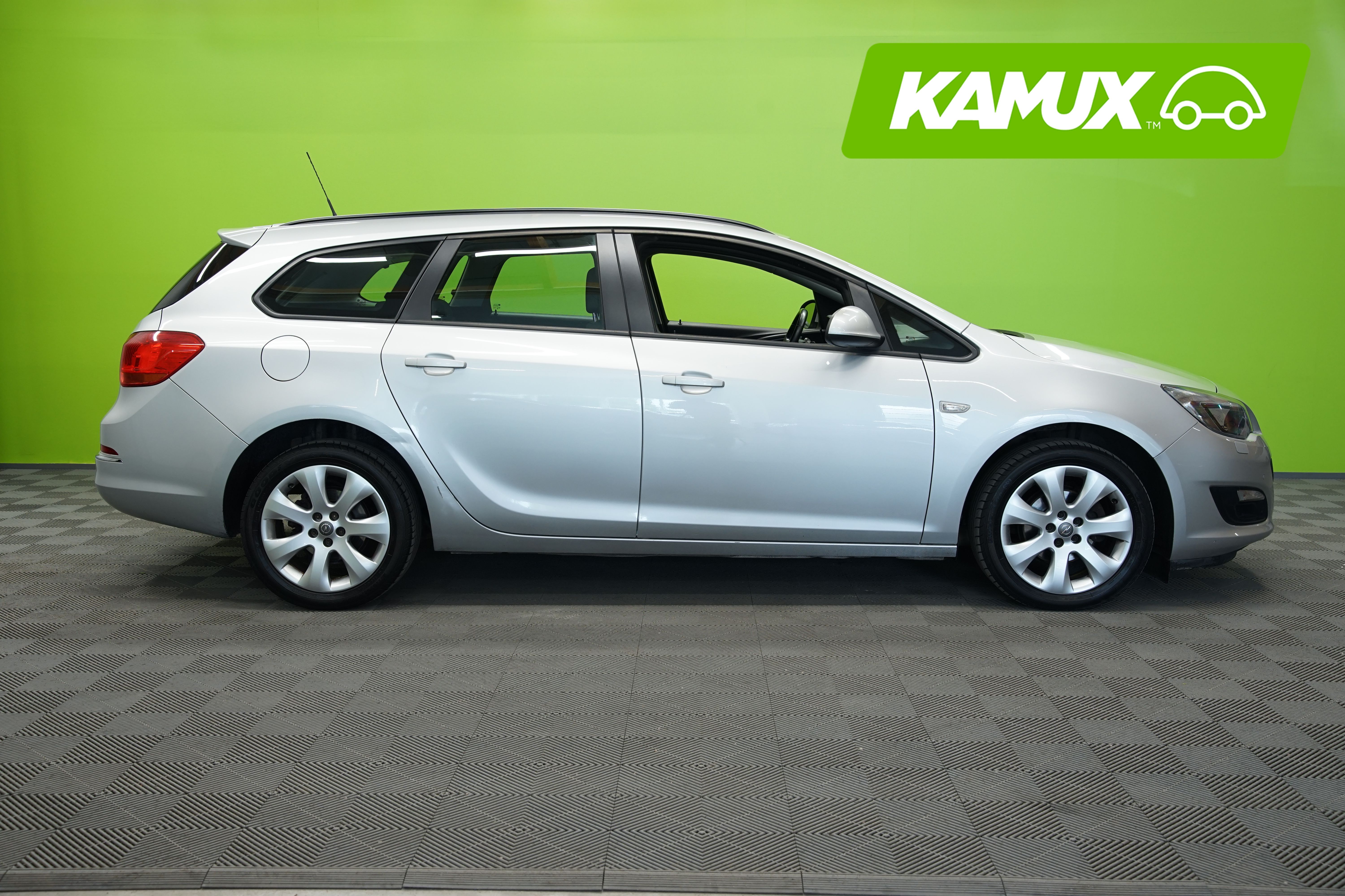 Opel Astra 2014, kuva 2/17