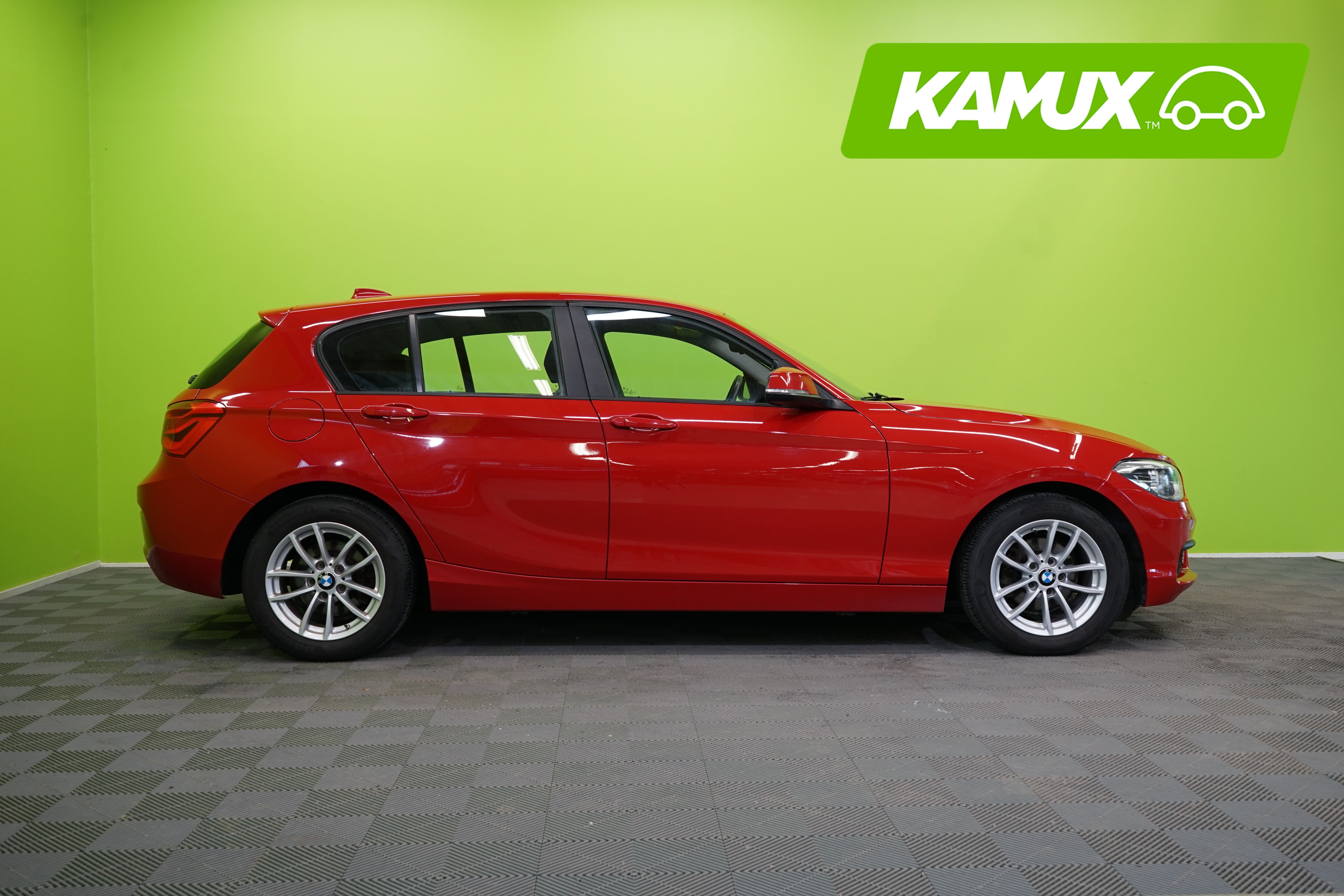 BMW 118 F20 Hatchback 118i Business 2015, kuva 2/21
