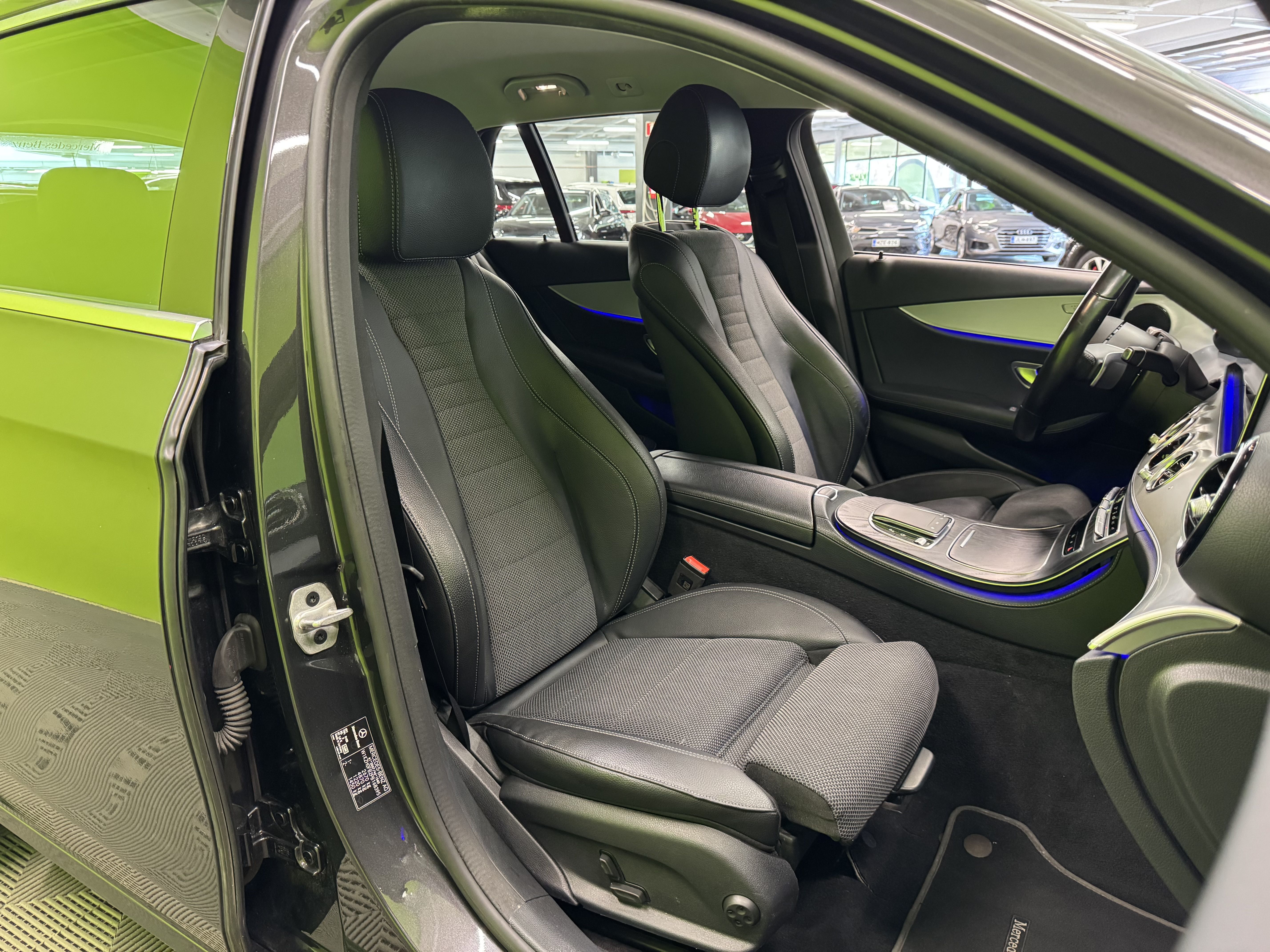 Mercedes-Benz E 2023, kuva 7/23
