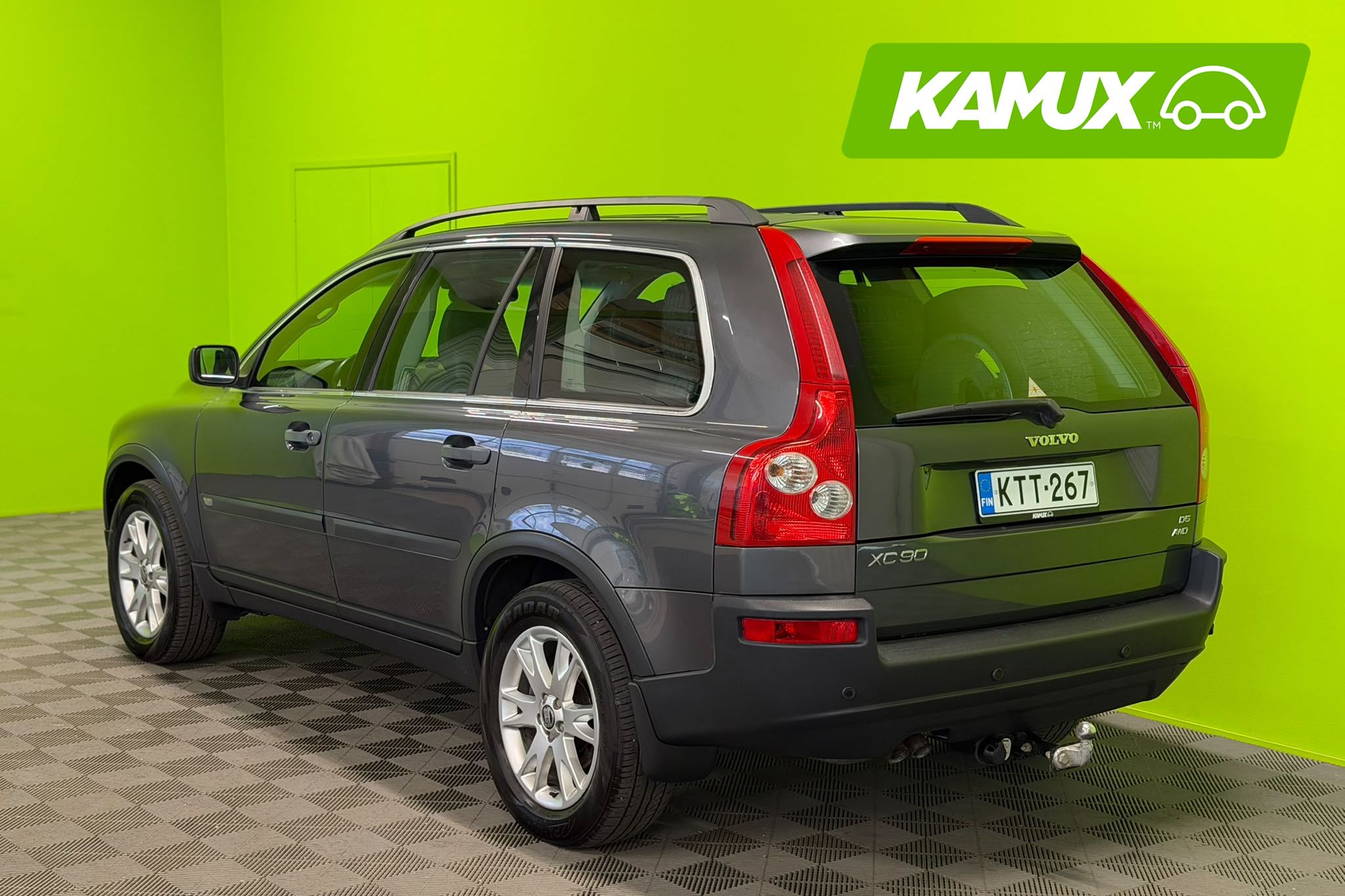 Volvo XC90 D5 7-paikkanen aut 2006, kuva 4/26