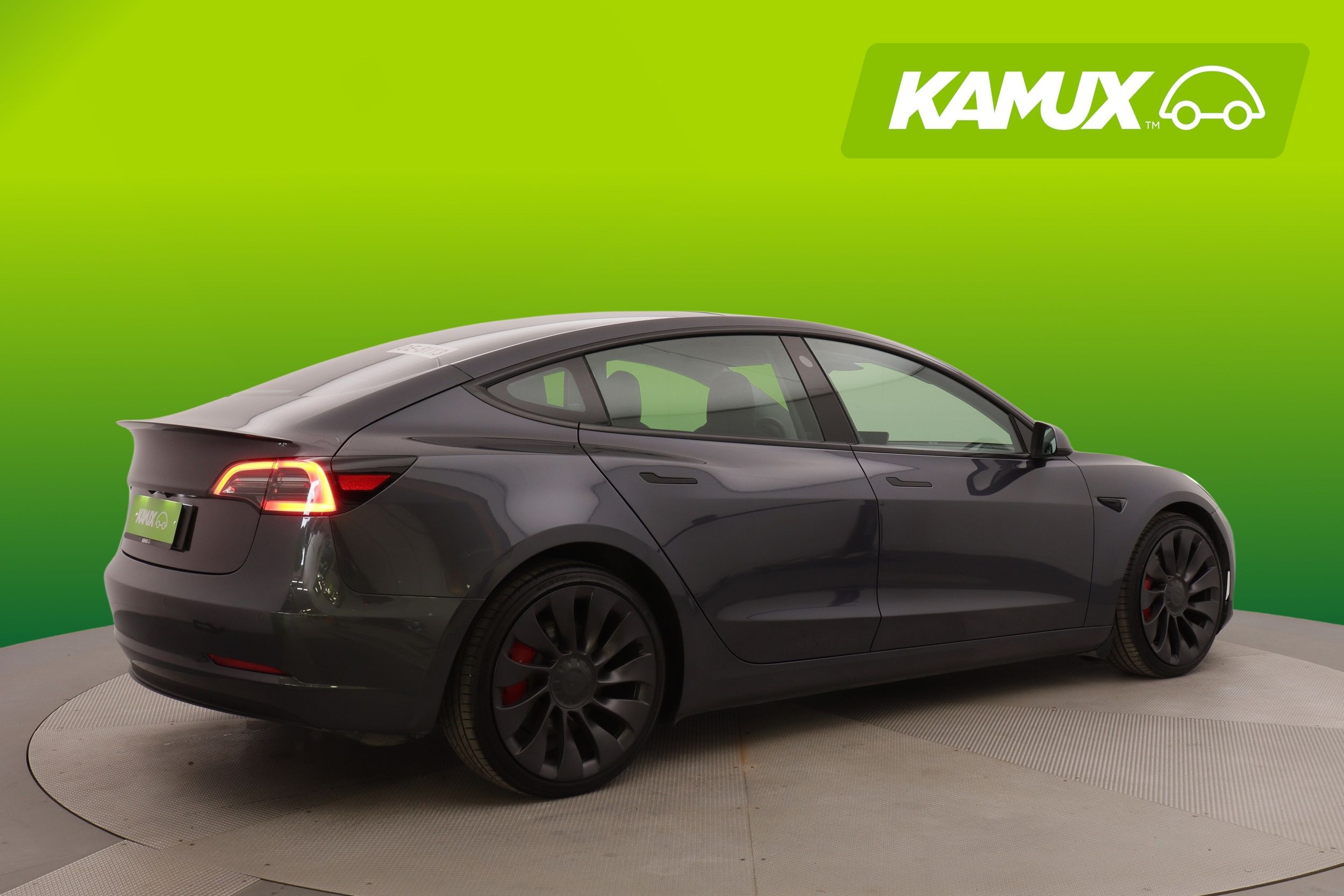 Tesla Model 3 Performance 2021, photo 2/28