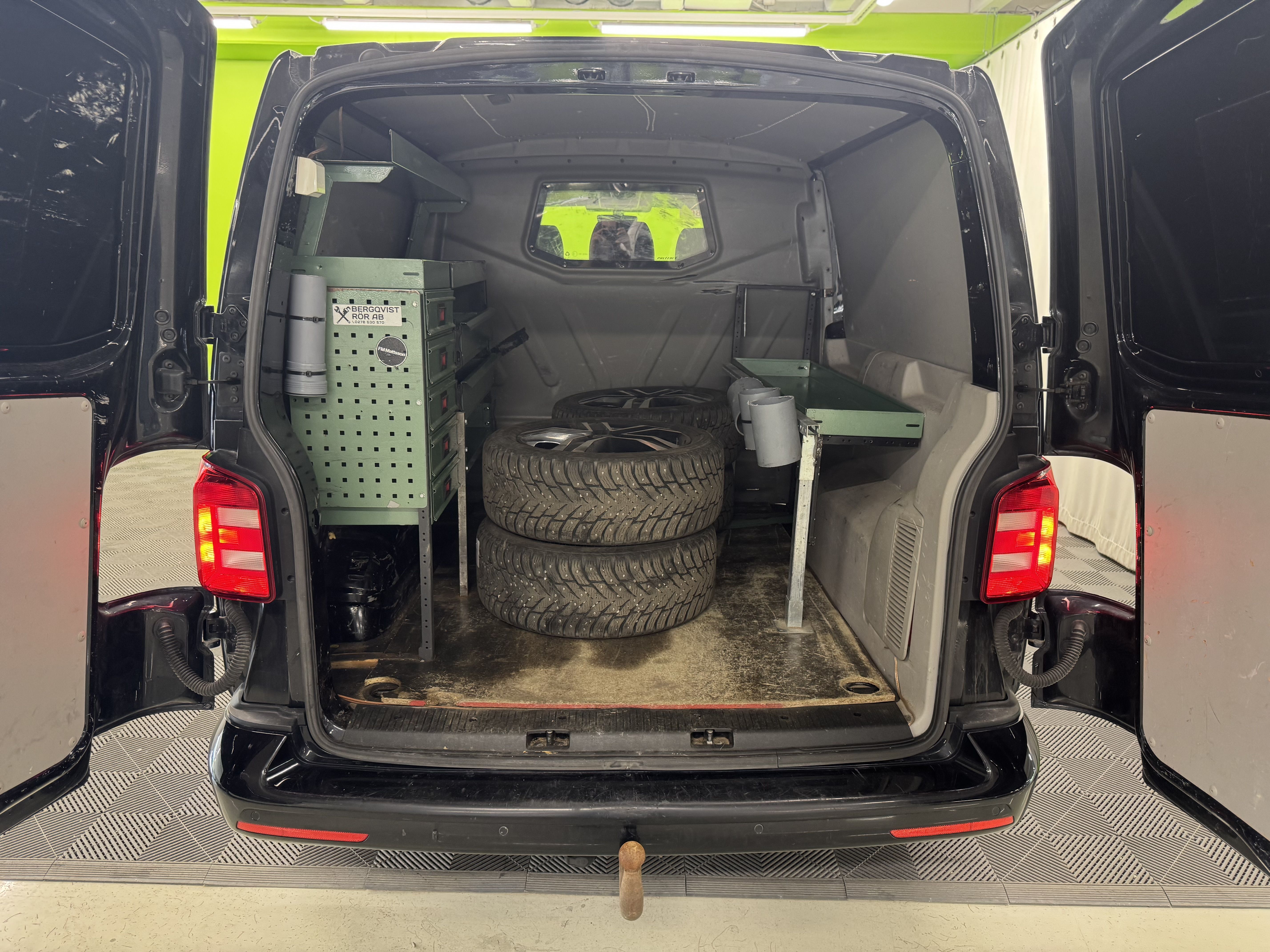 Volkswagen Transporter 2017, kuva 6/28