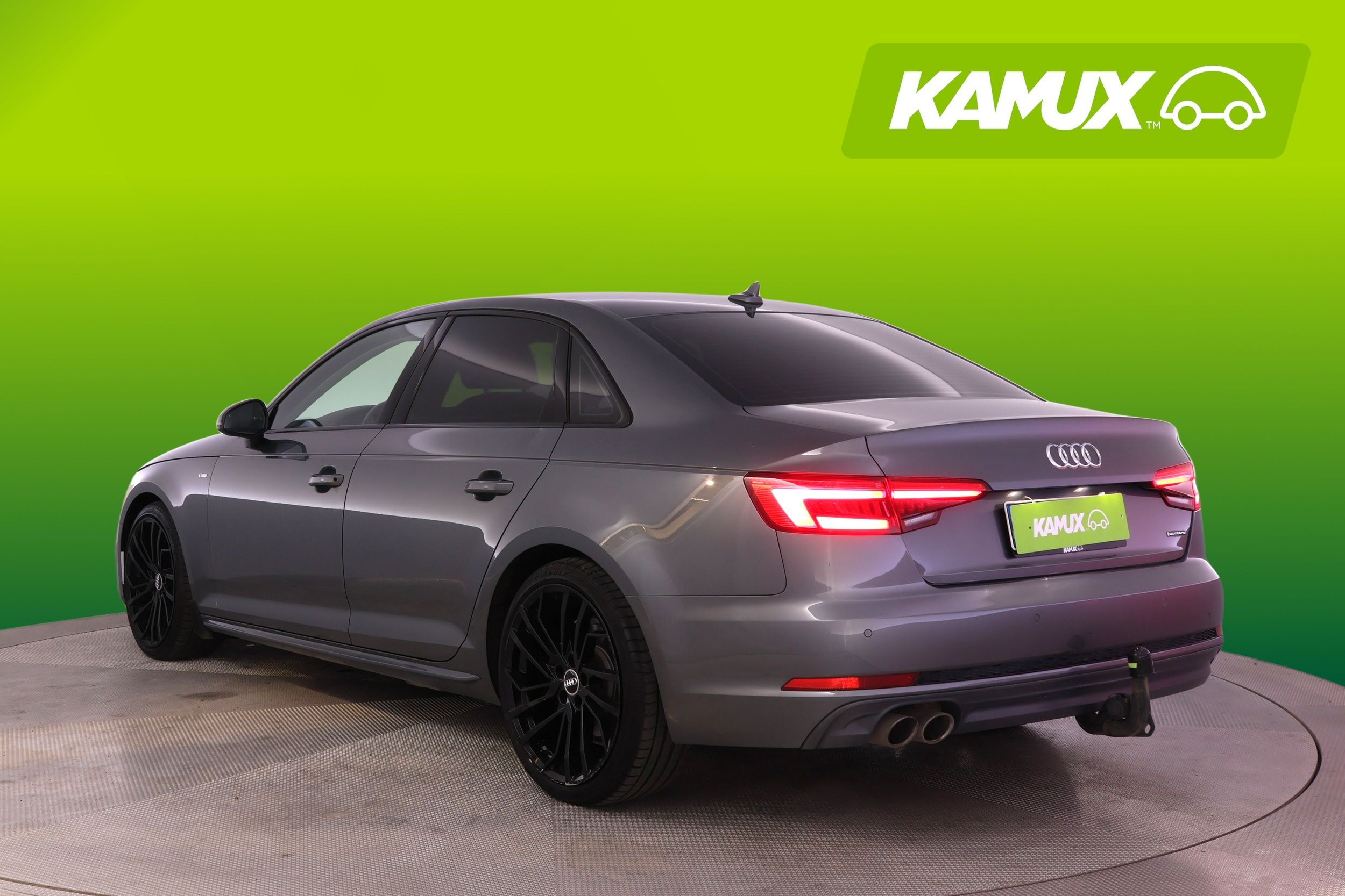 Audi A4 2017, photo 4/30