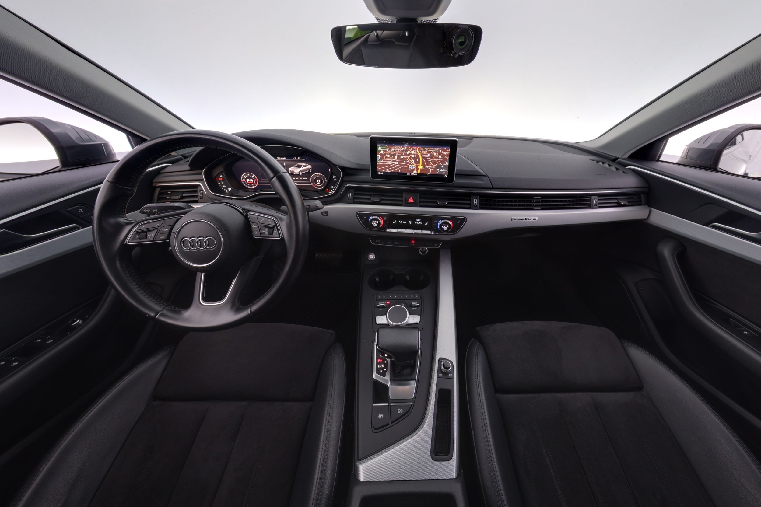 Audi A4 2017, photo 7/30
