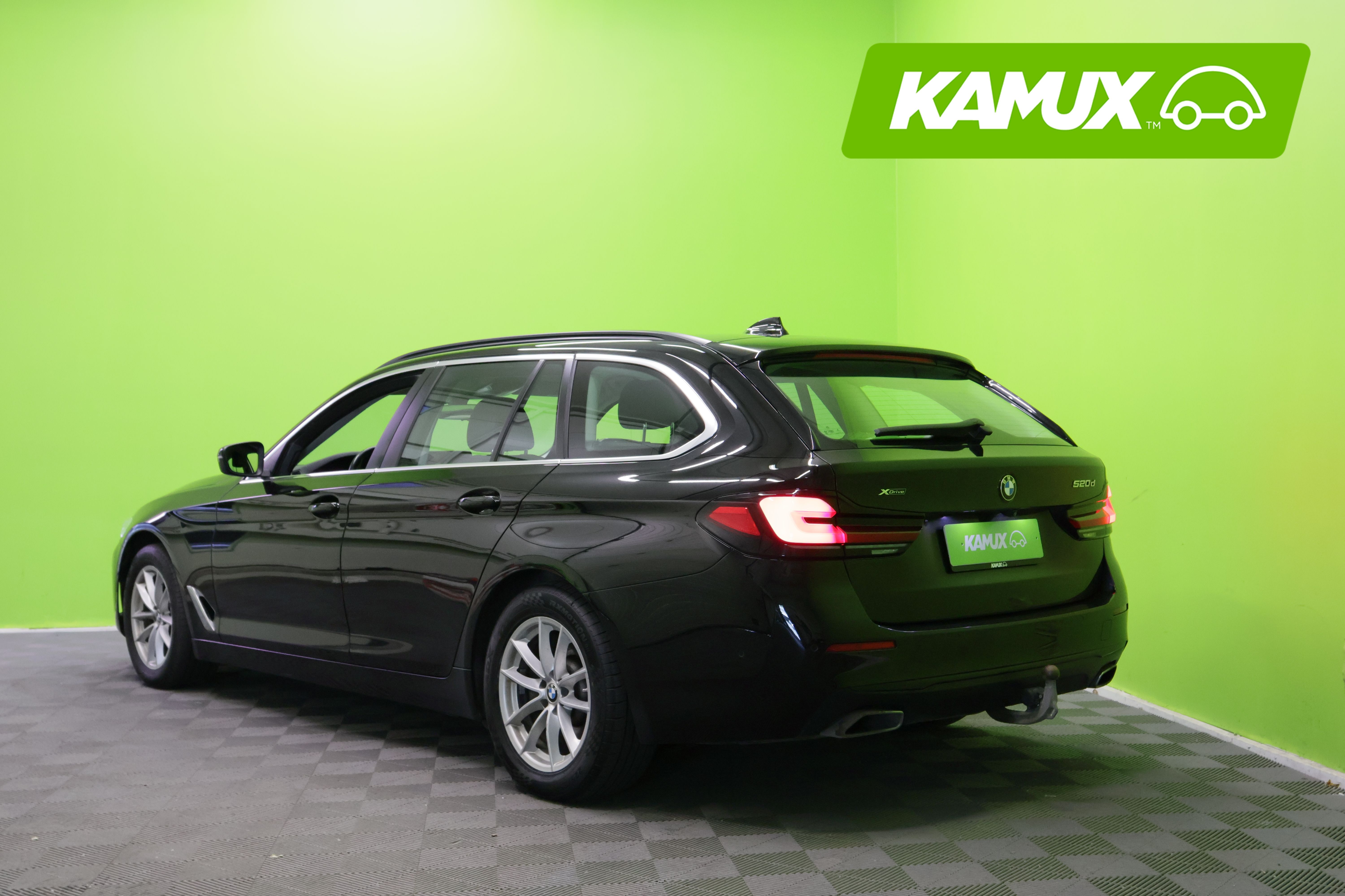 BMW 520 d G31 Touring 520d A xDrive MHEV 2022, kuva 6/27