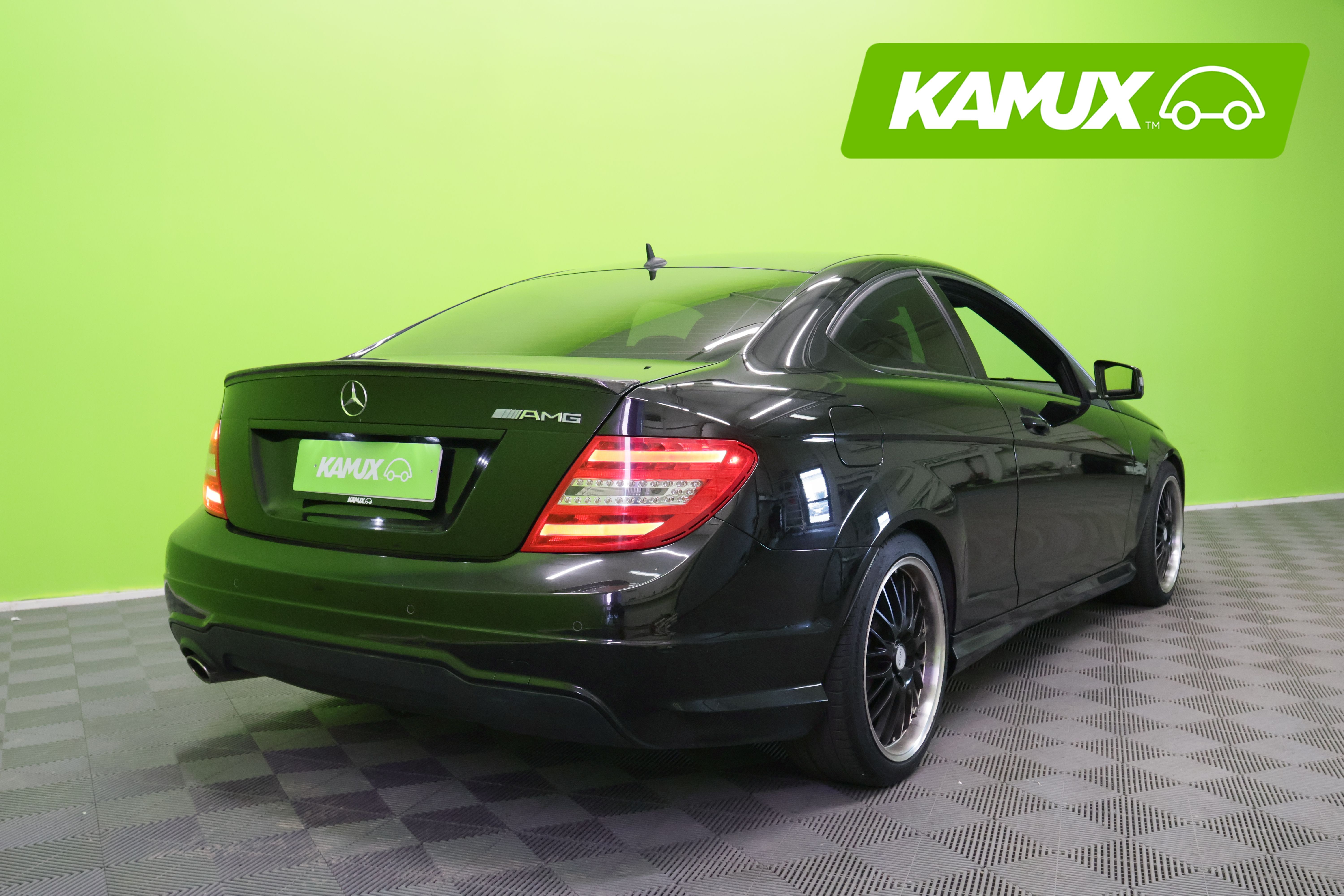 Mercedes-Benz C 180 Coupé A AMG-Styling 2013, kuva 3/19