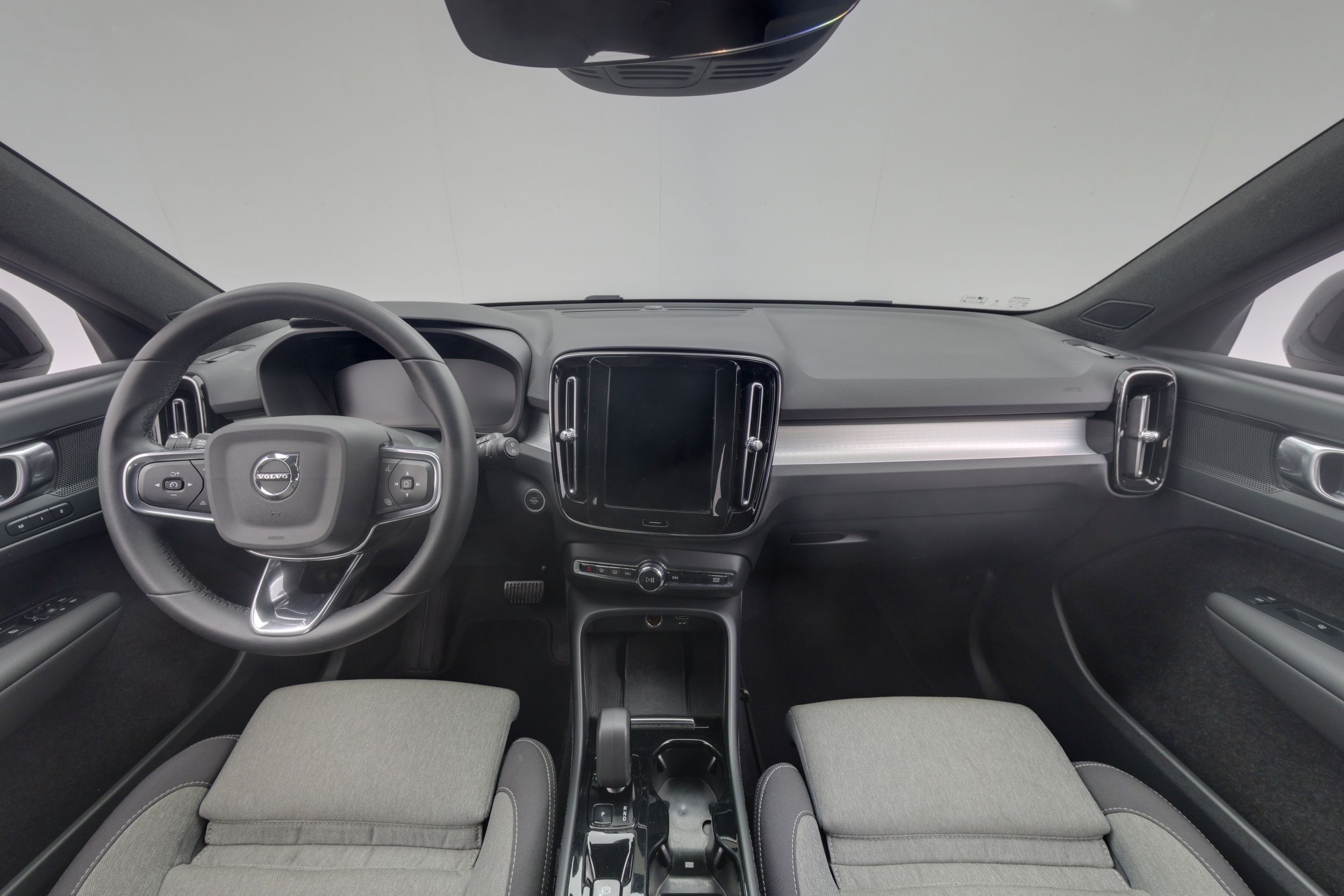 Volvo XC40 XC40 T4 TwE Plus Dark aut 2023, photo 7/34